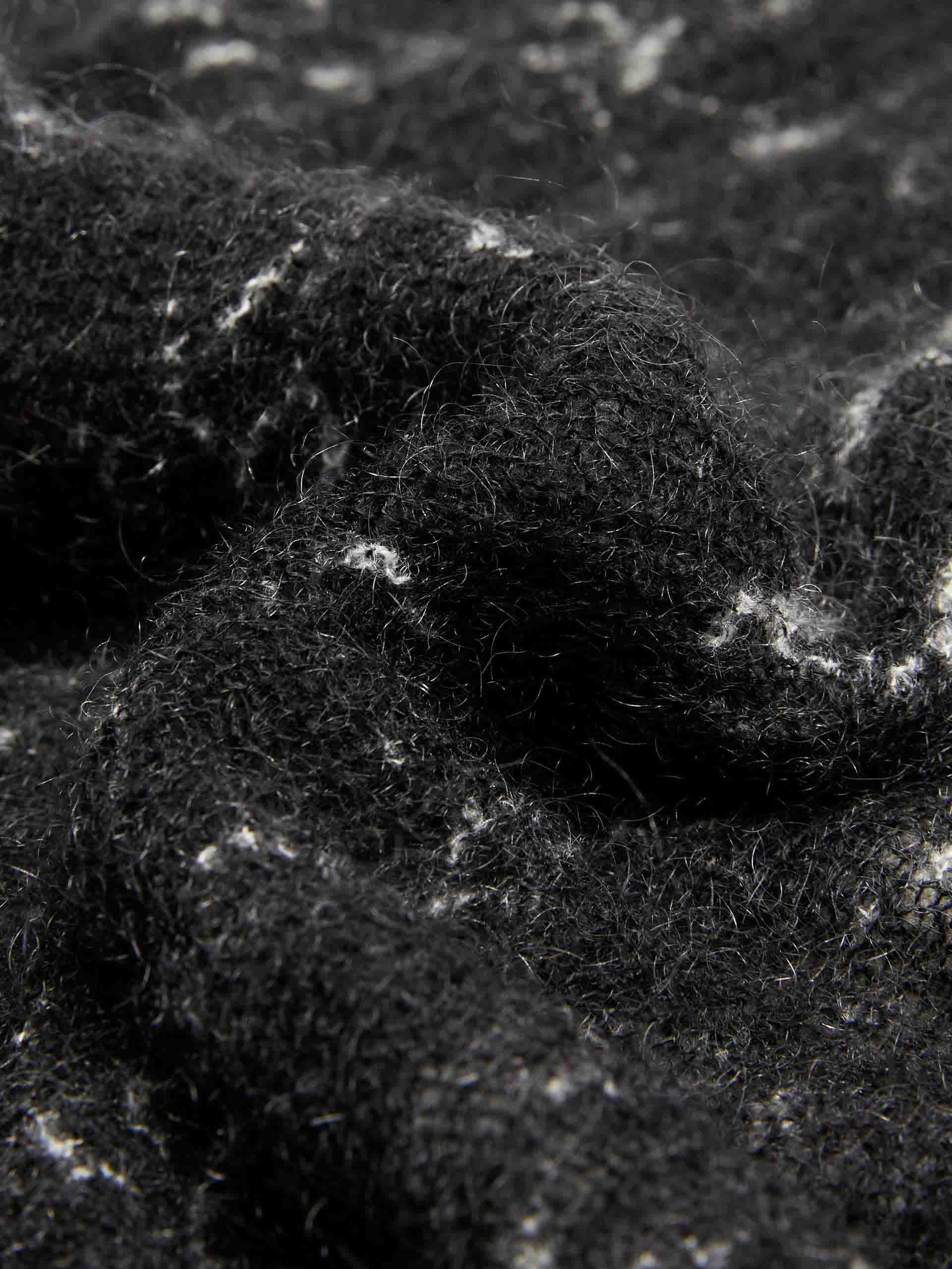 MO&Co. Women's Monogram V-neck Mohair Blend Fitted Knit Cardigan