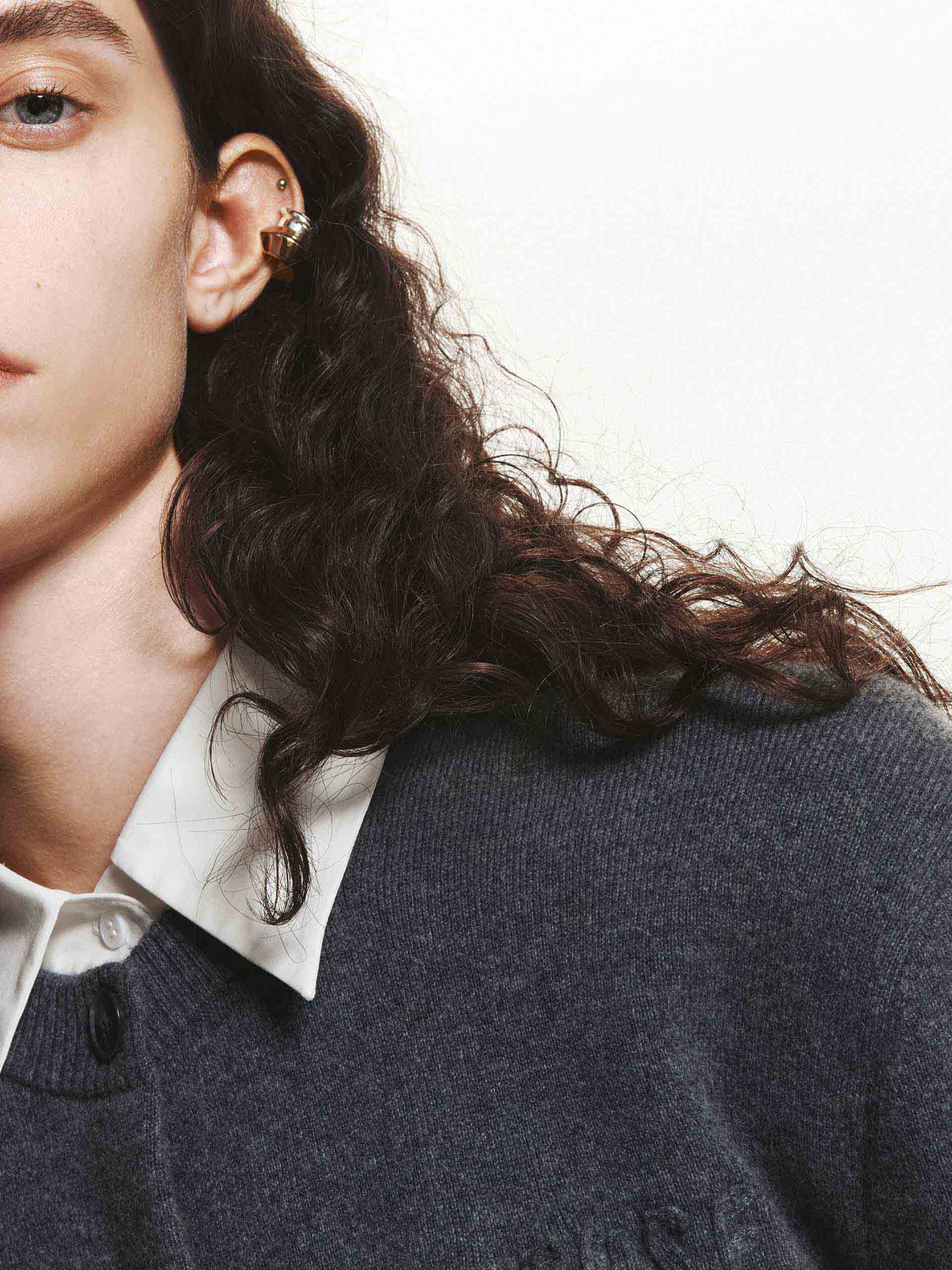 MO&Co. Women's Wool Cashmere Cardigan in Grey with Contrast Shirt Collar