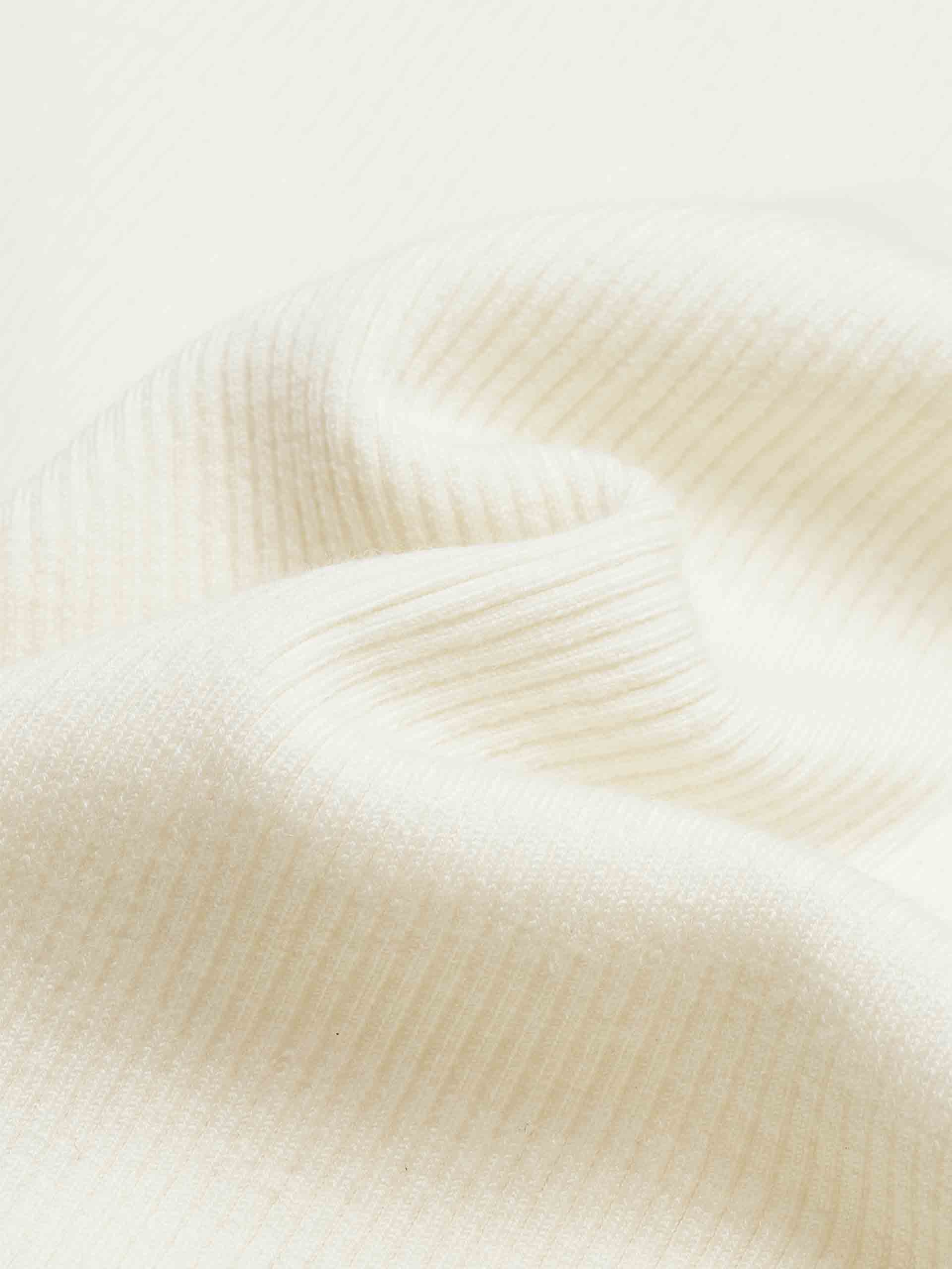 MO&Co. Women's Contrast Raglan Sleeve Tight Wool Blend Knit Top in Black and White