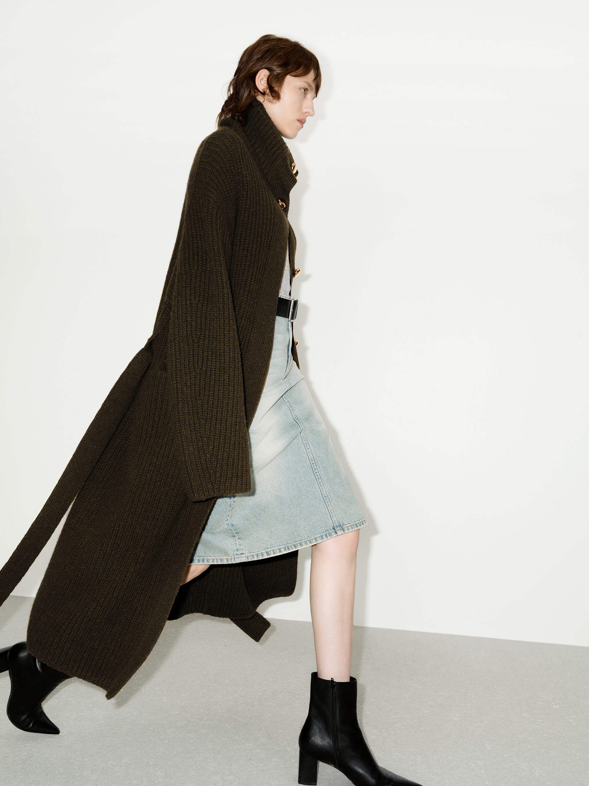 MO&Co. Women's 100% Wool Metallic Button Oversized Long Midi Cardigan in Dark Olive