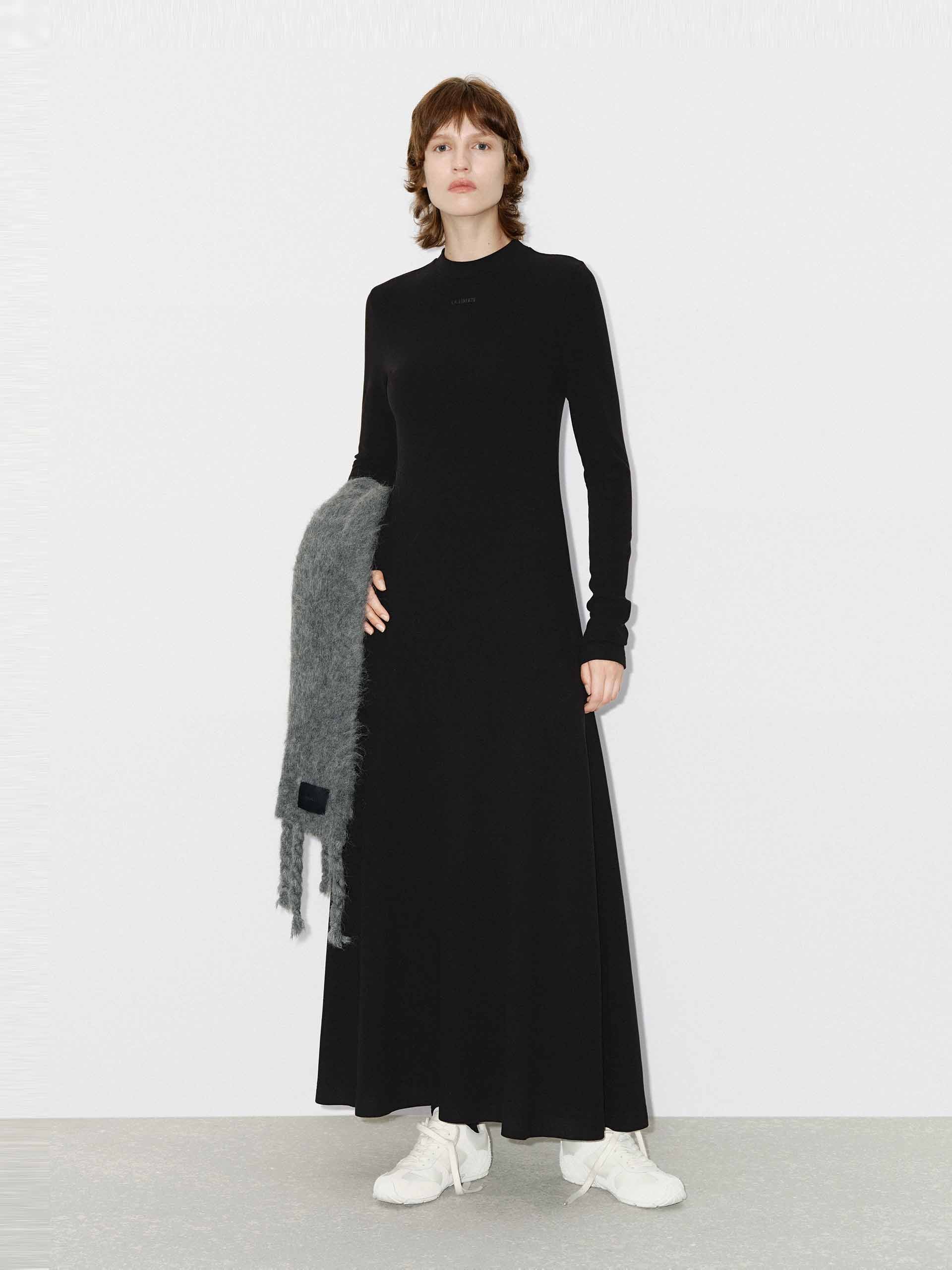 MO&Co. Women's Comfy Long Sleeves Casual A-line Black Maxi Dress