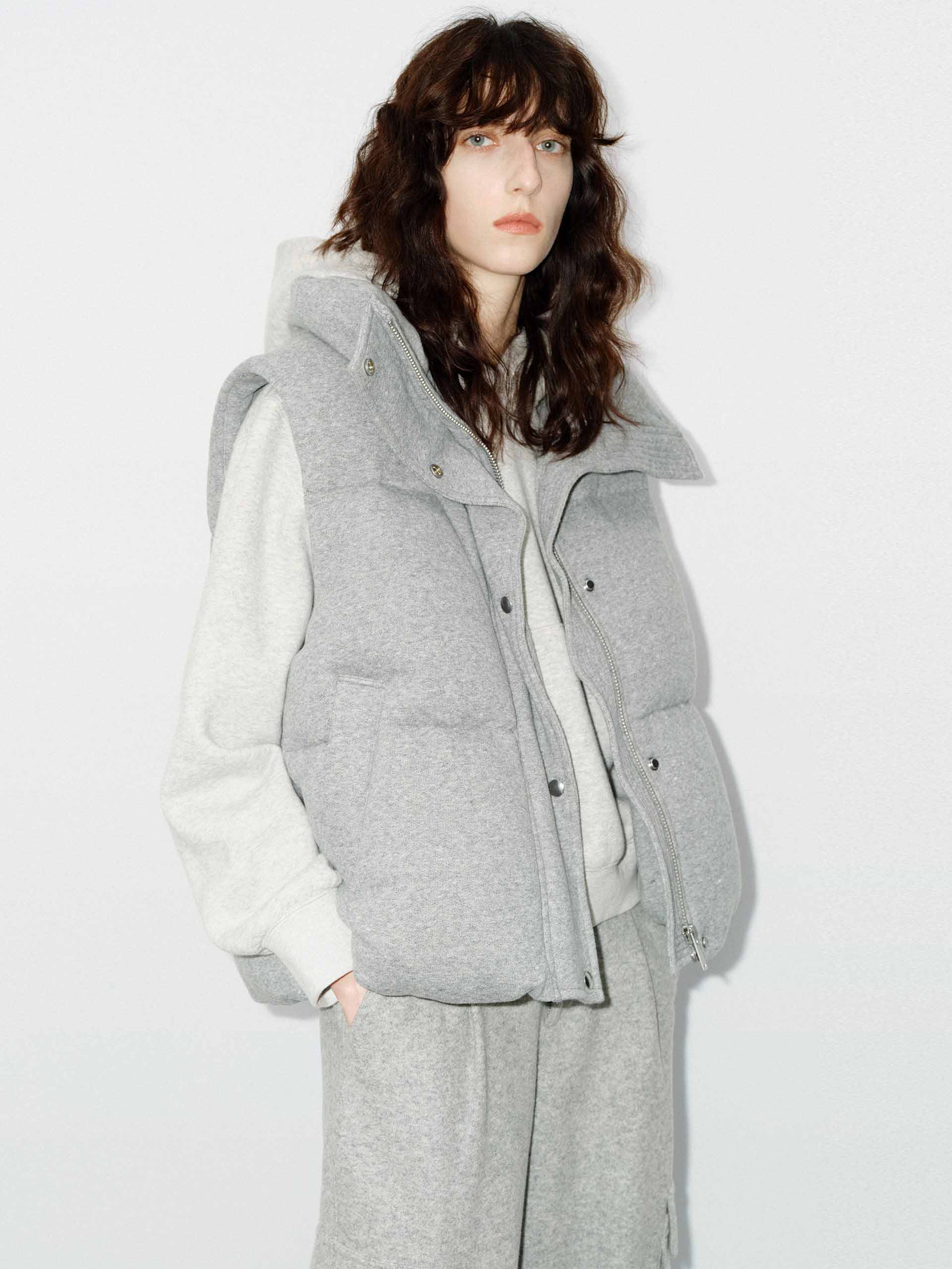 MO&Co. Women's Pure Soft Cotton Shell Funnel Neck Casual Down Vest in Grey