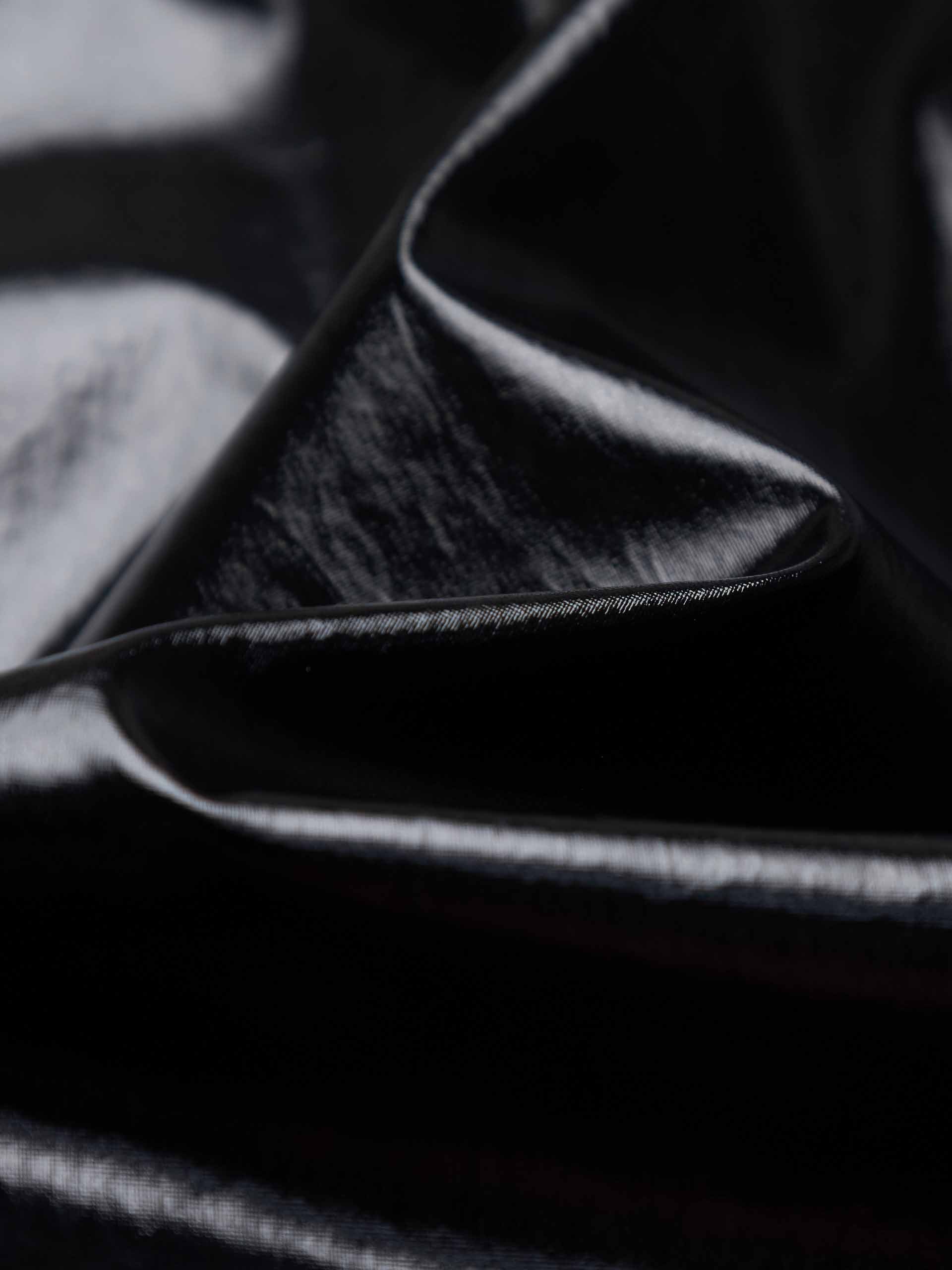 MO&Co. Noir Collection Women's Wide Collar Cropped Goose Down Jacket in Shiny Black