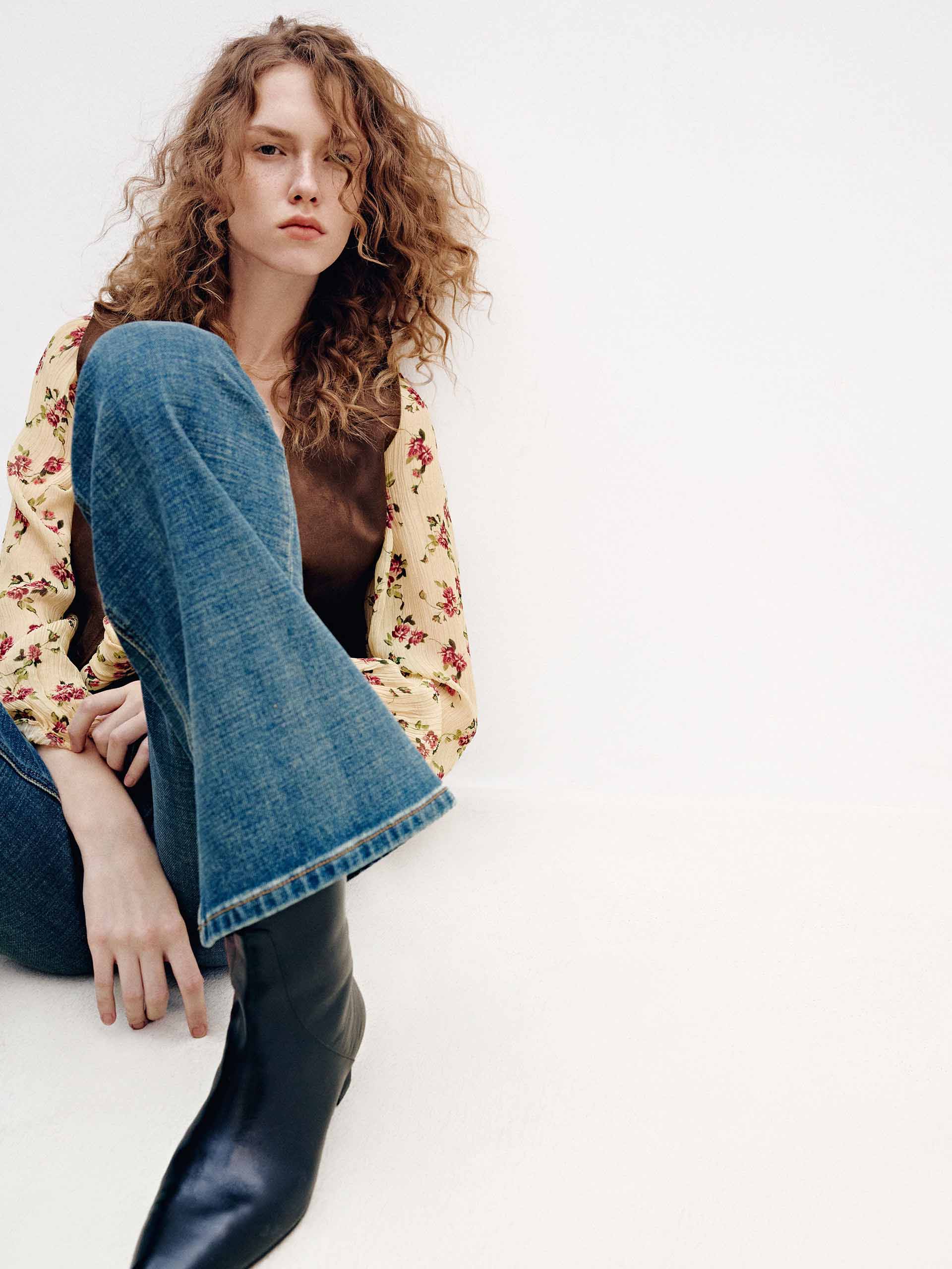MO&Co. Women's 70s Inspired Flared Jeans with Whisker Effect