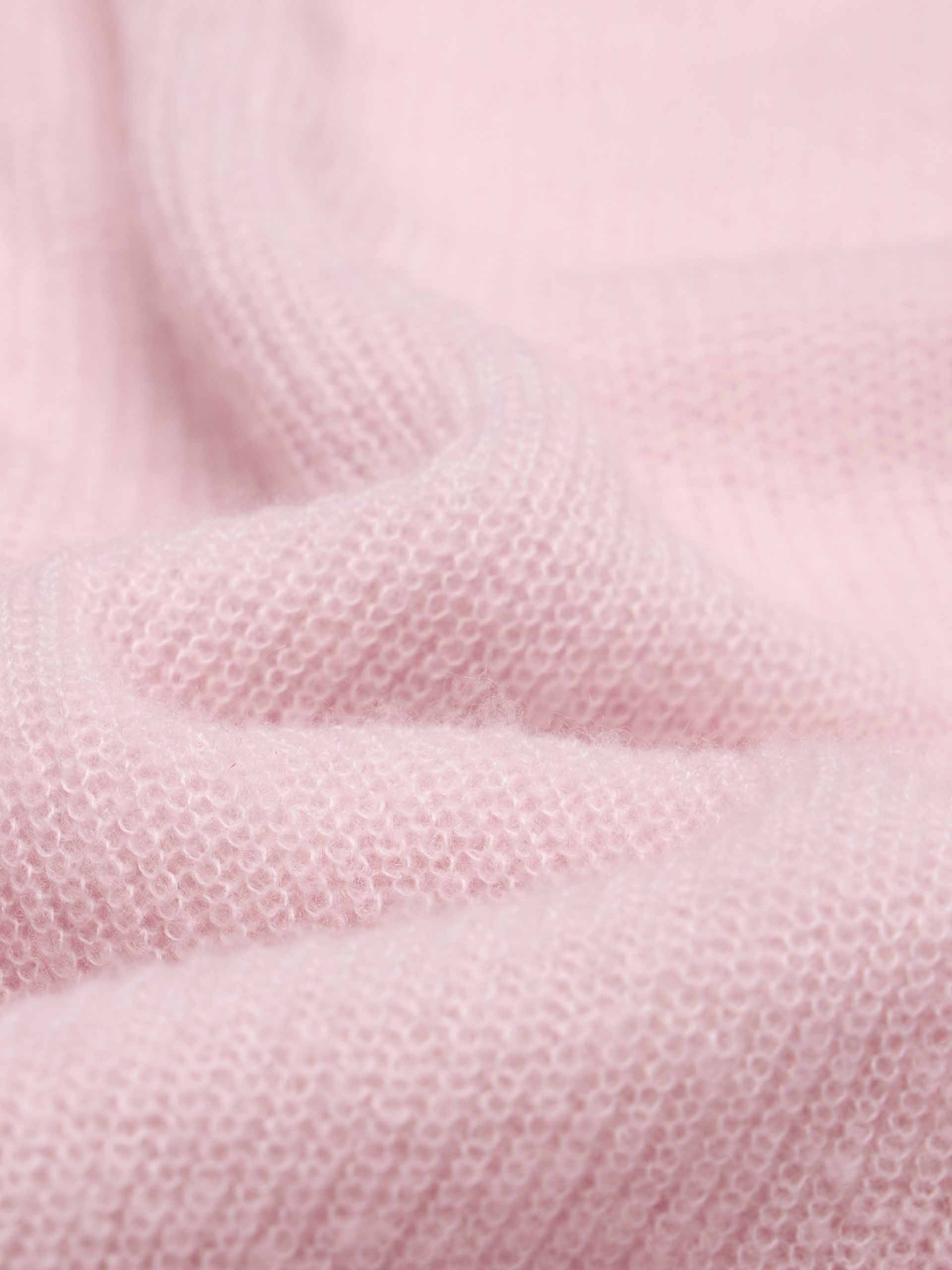 MO&Co. Women's Soft V-Neck Drop Shoulder Knit Sweater in Pink