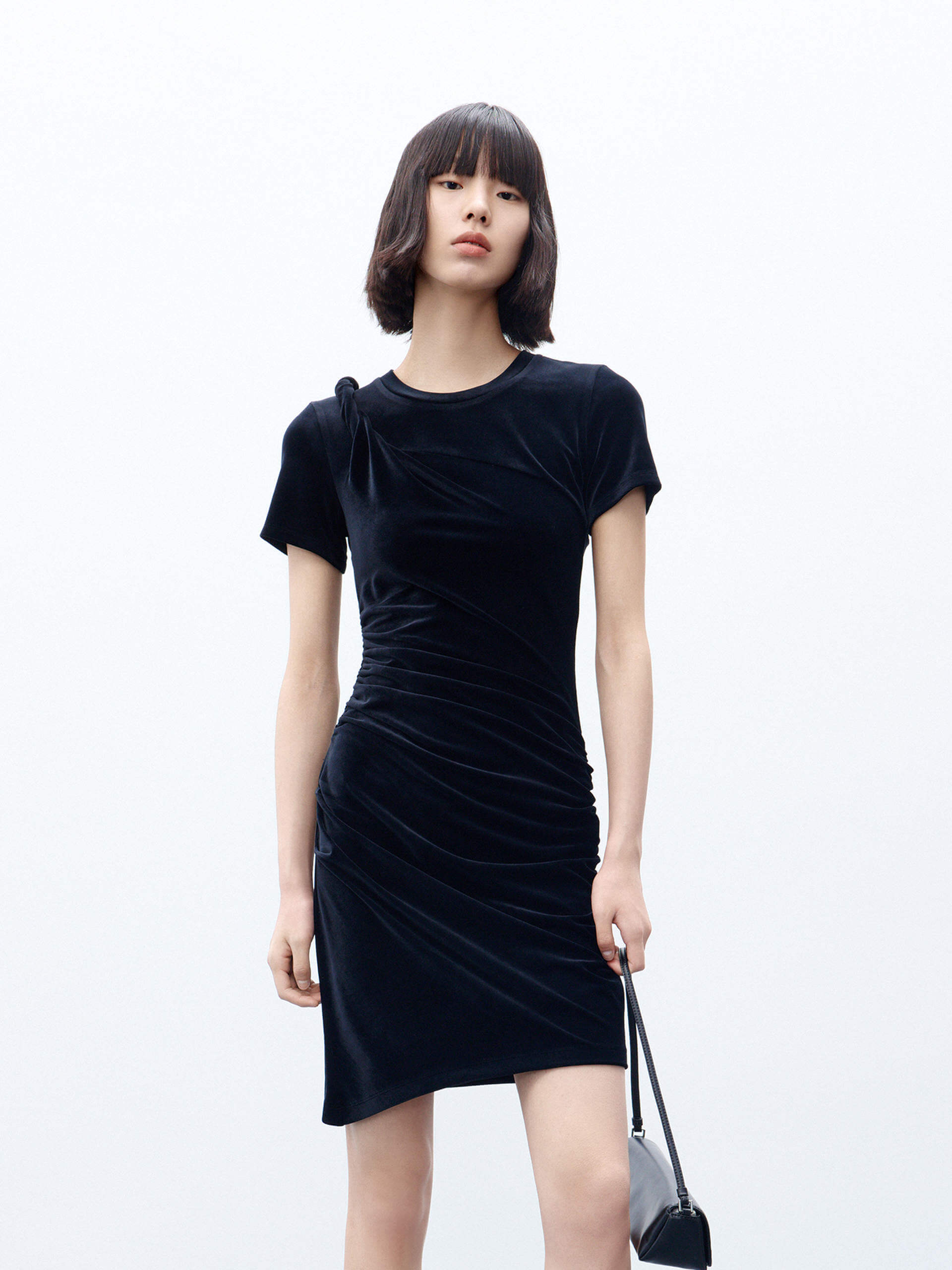 MO&Co. Women's Black Twisted Detail Pleated Mini Dress with Short Sleeves