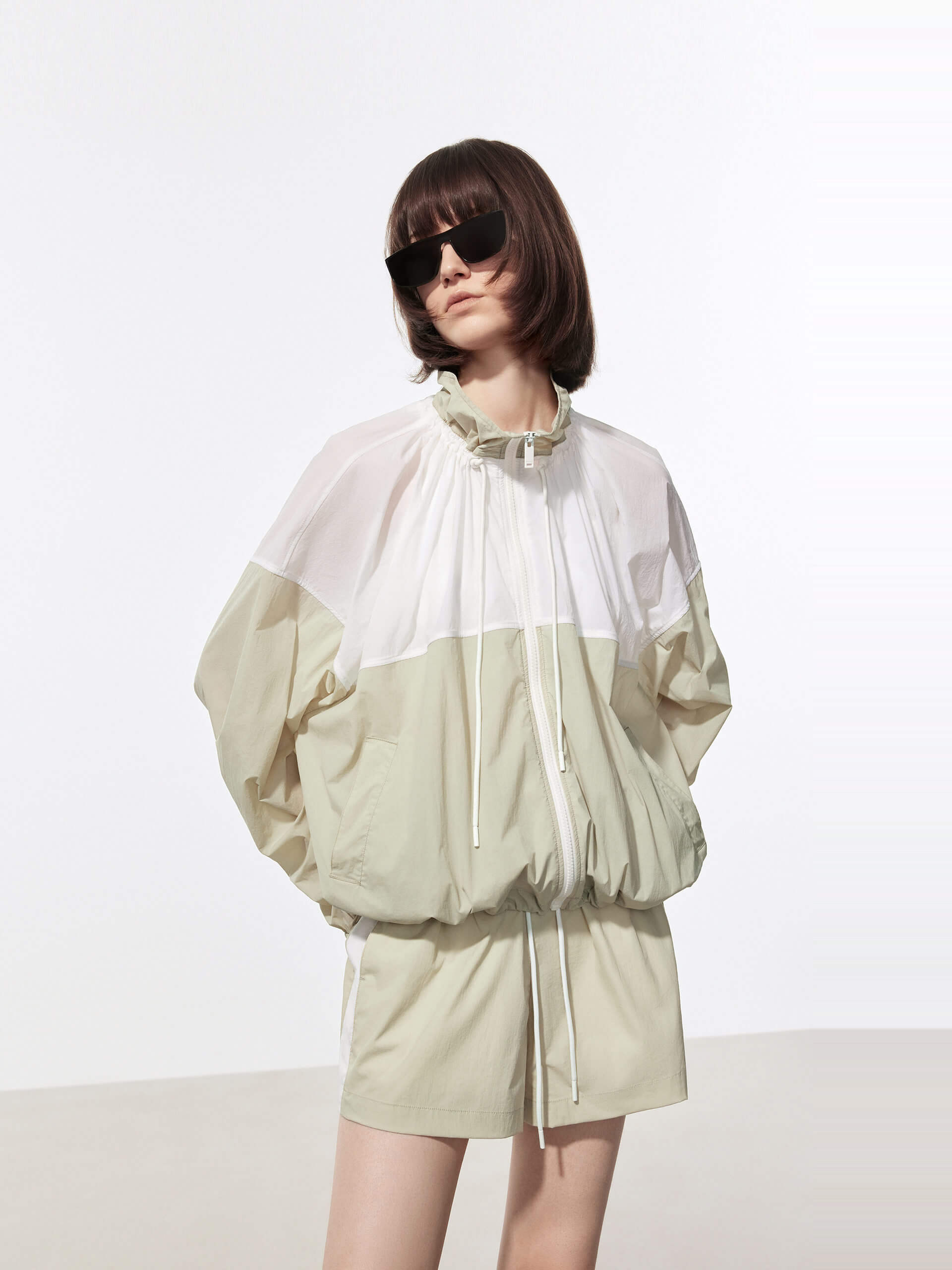 MO&Co. Women's Color Block Zipper Sun Protection Jacket in Khaki