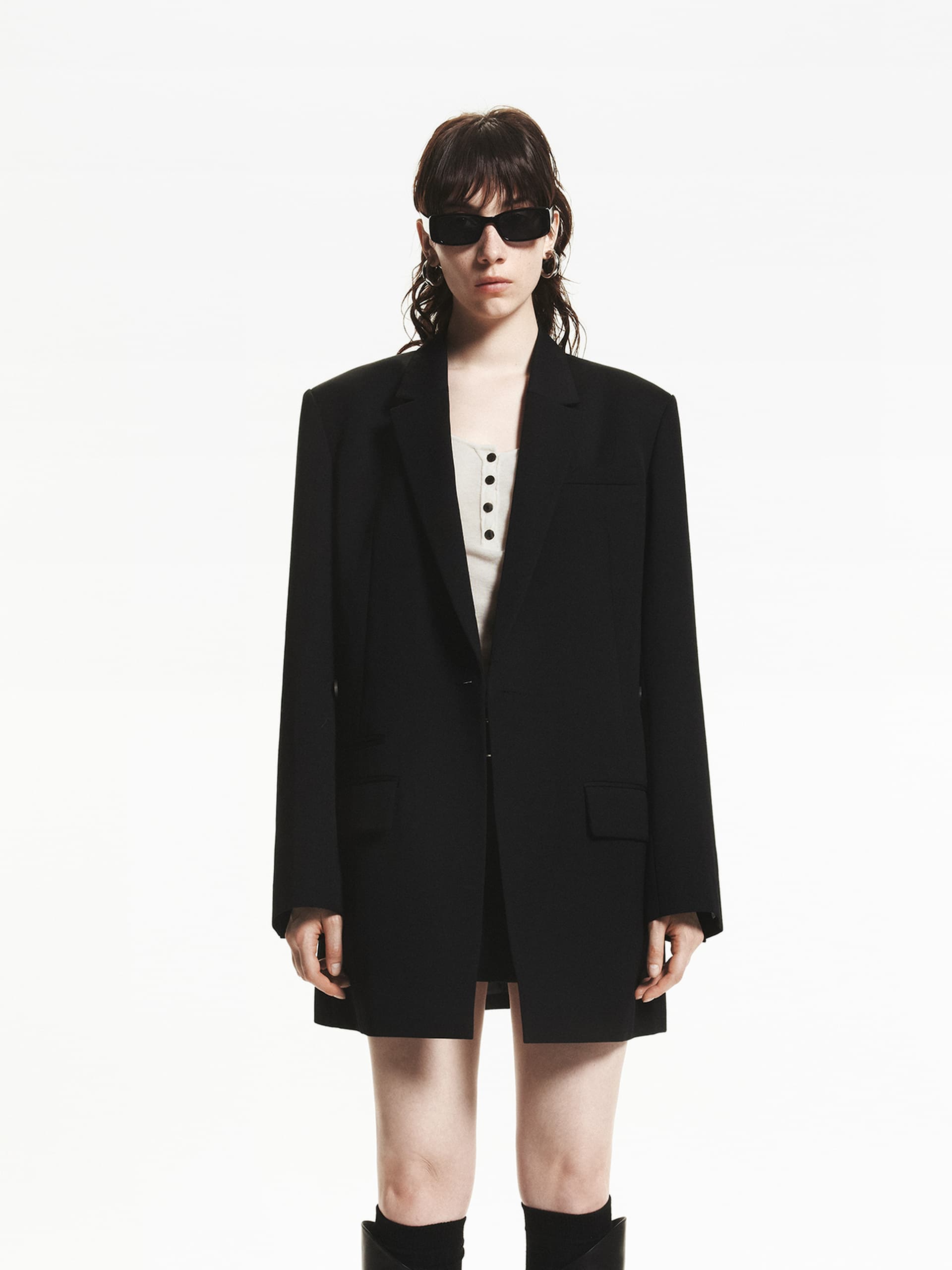 MO&Co. Women's Wool Blend Long Tailored Blazer in Black