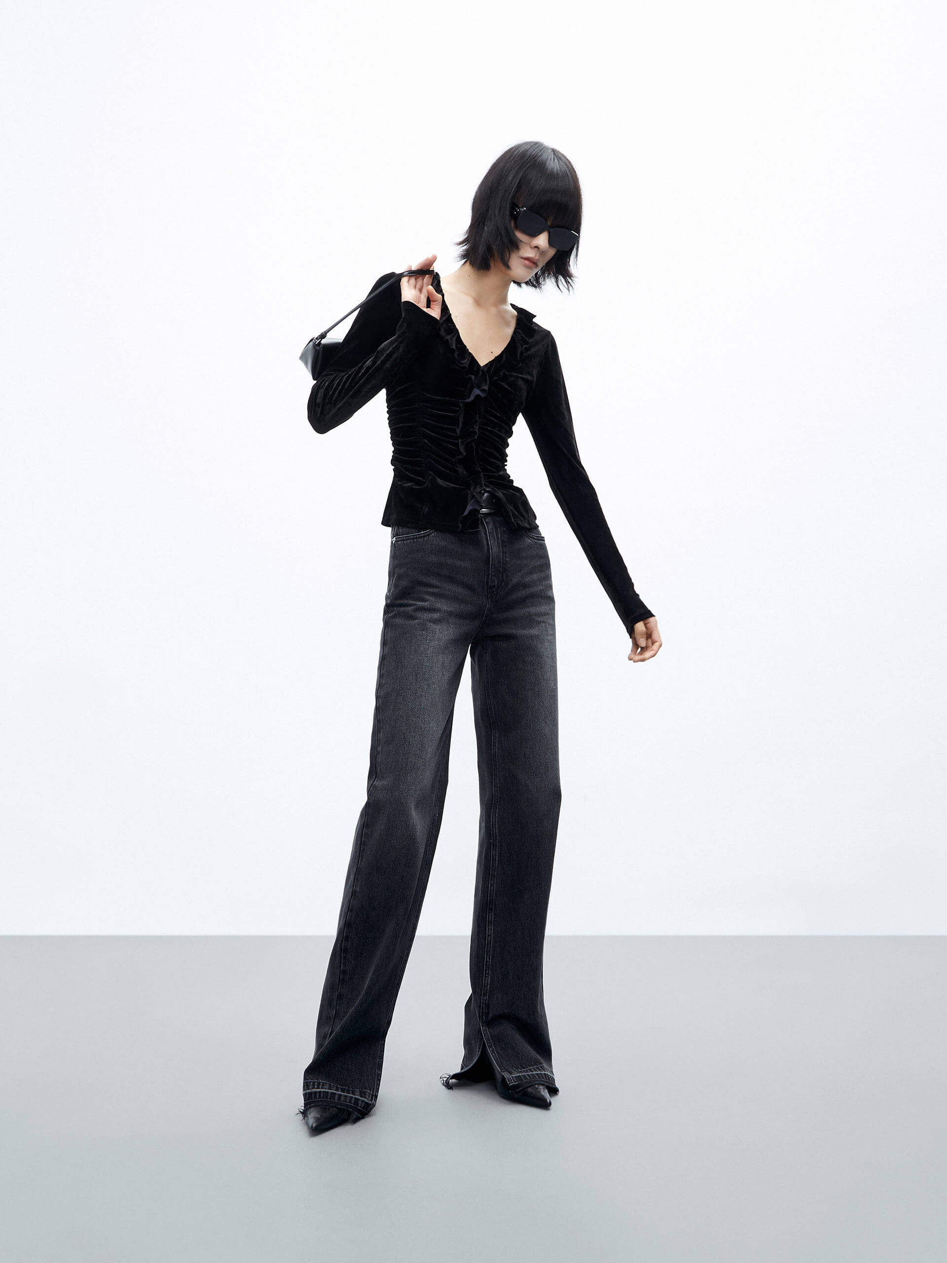 MO&Co. Women's V Neck Long Sleeve Slim Ruffle Velvet Top in Black