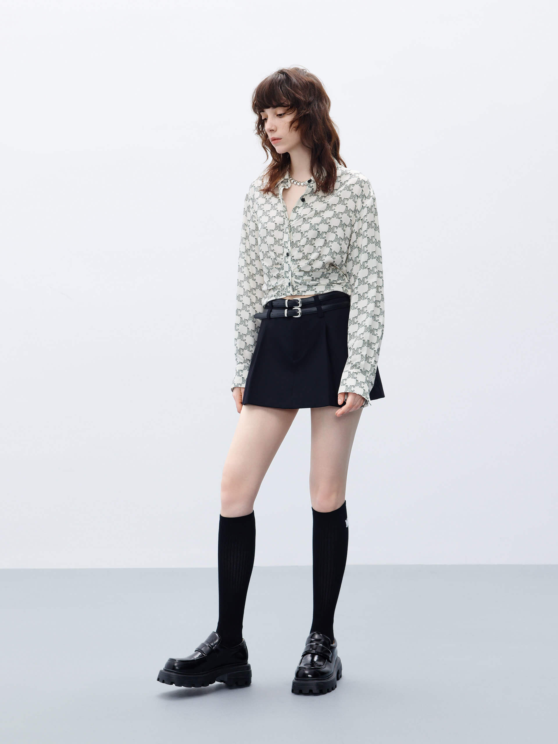 MO&Co. Women's Monogram Long Sleeves Crop Top Shirt