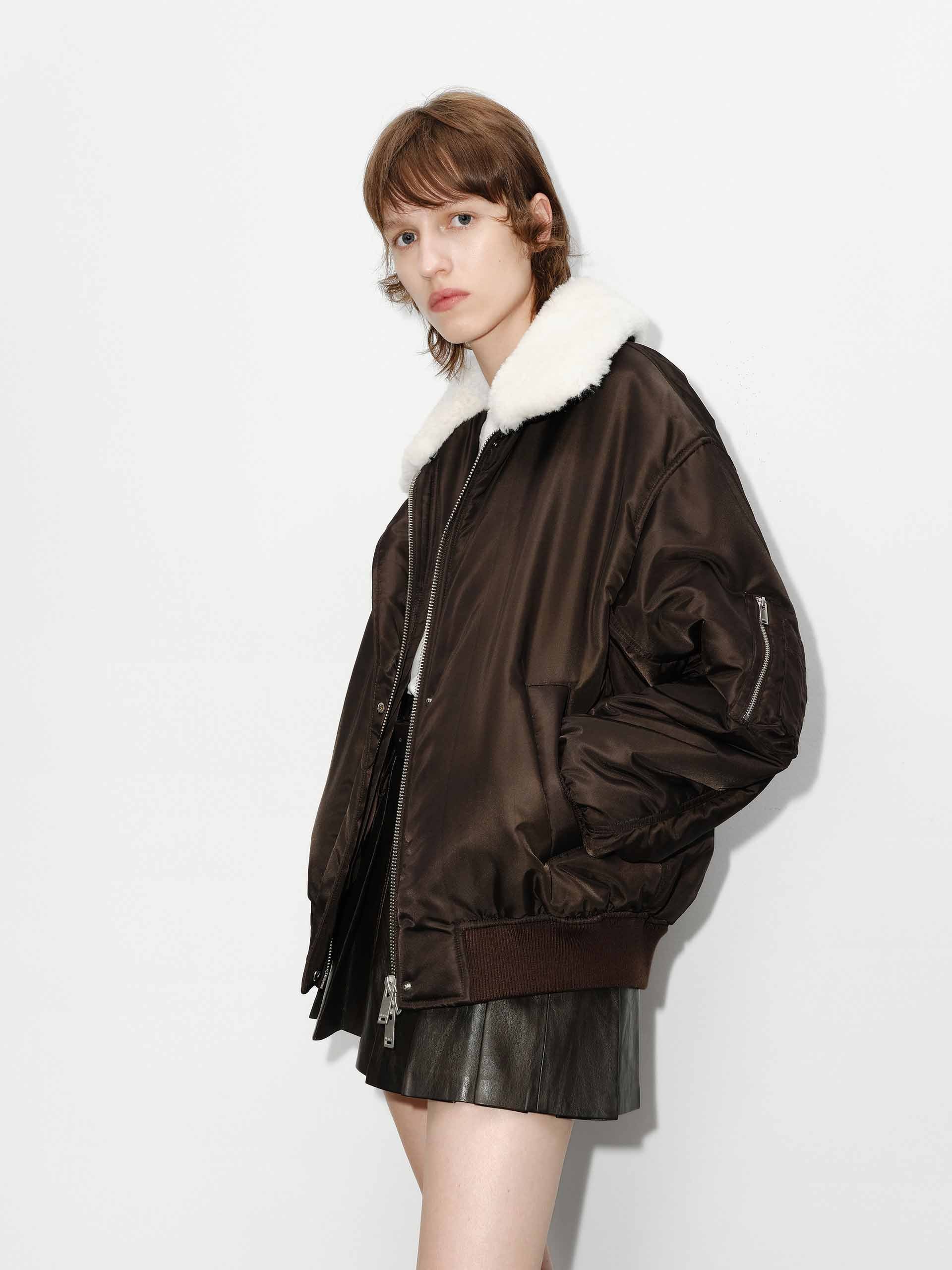 MO&Co. Women's Fur Collar Quilted Bomber Jacket in Brown for Fall Winter