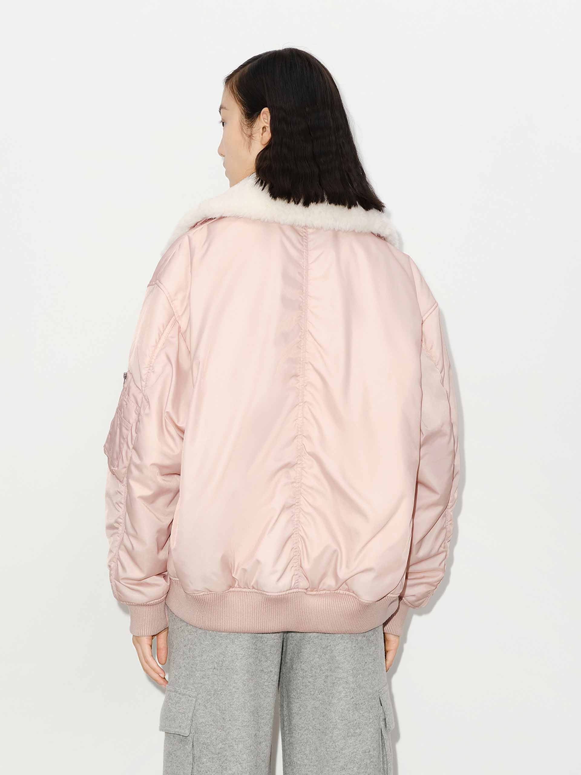 MO&Co. Women's Fur Collar Quilted Bomber Jacket in Light Pink for Fall Winter