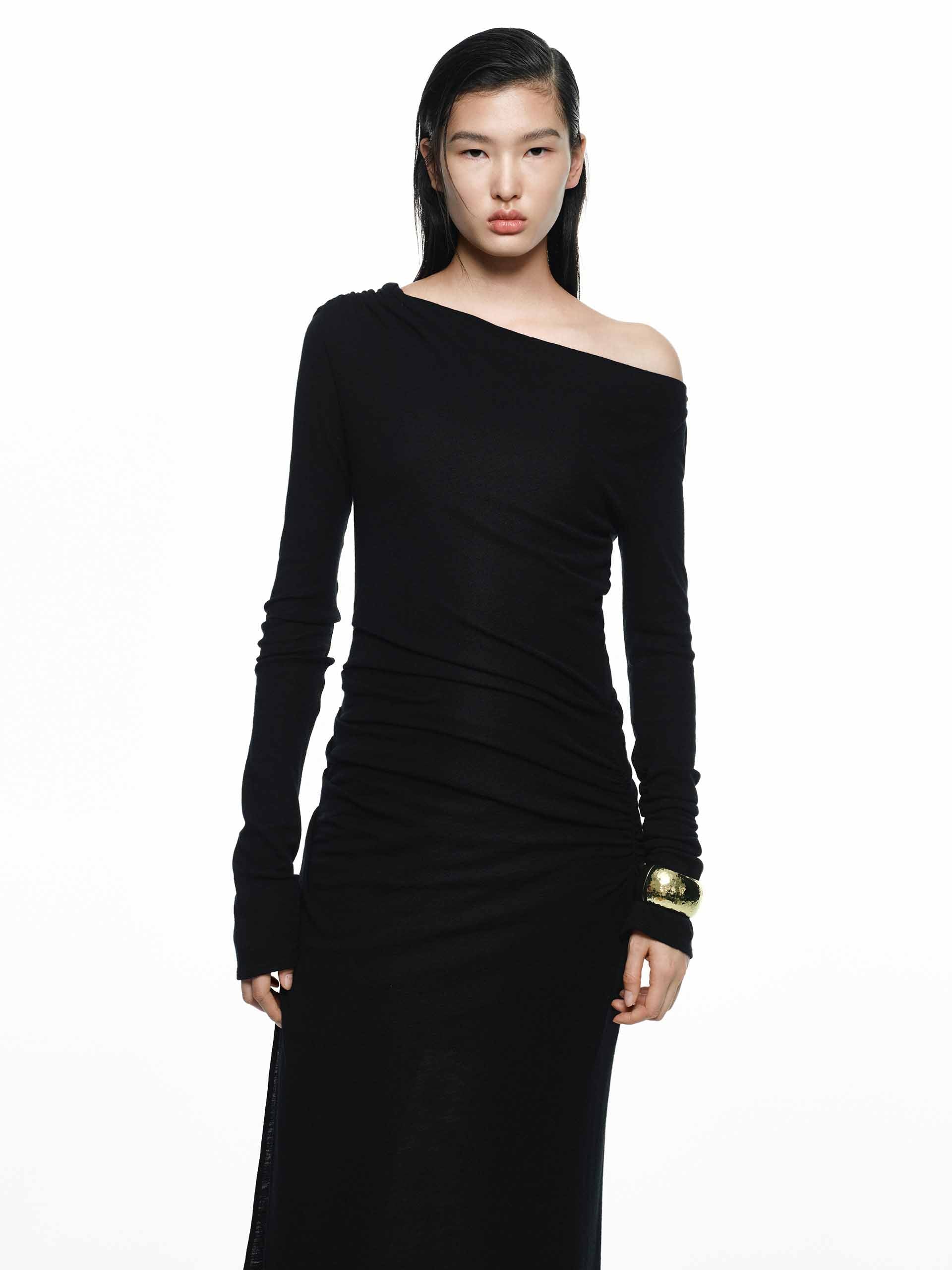 MO&Co. Noir Women's Slit 100% Merino Wool Long Sleeves Black Maxi Dress