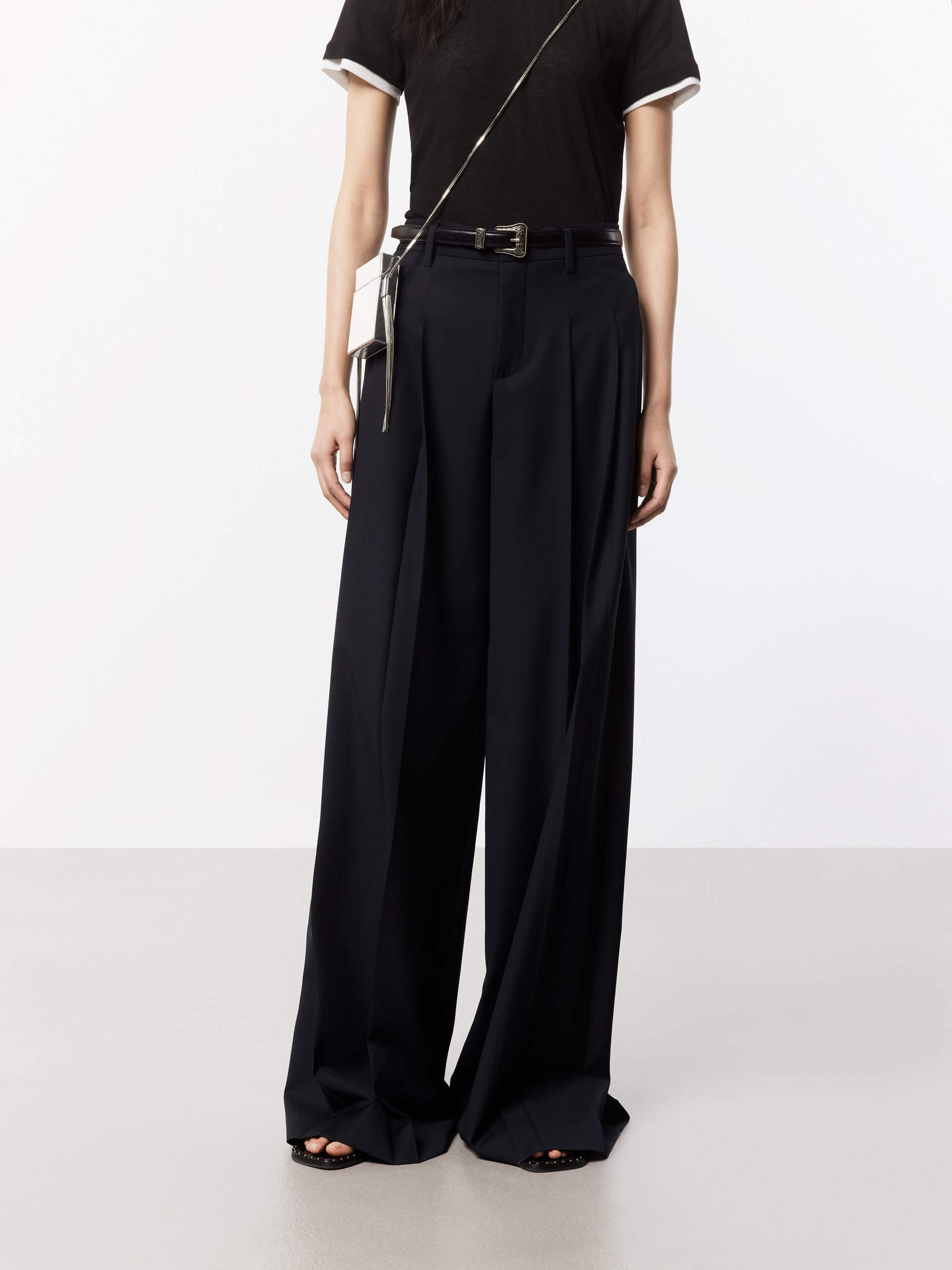 MO&Co. Women's Wide Leg Pleated Full Length Pants in Black