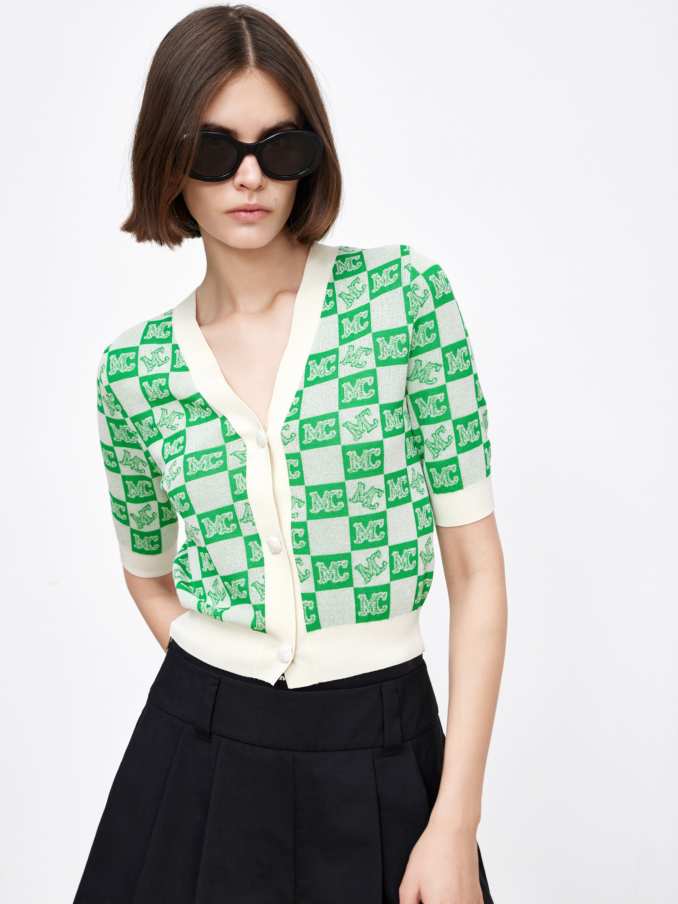 MO&Co. Women's Jacquard Contrast Knit Cardigan Fitted Casual V neck Pullover