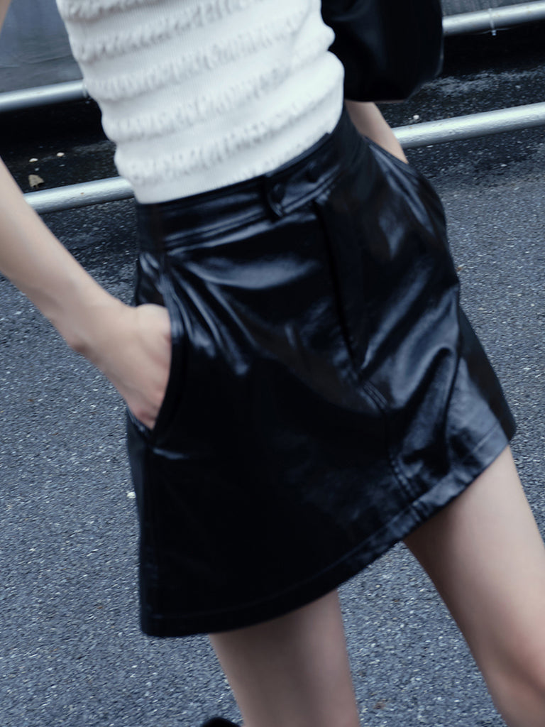 MO&Co.Women's Vintage PU Leather Fitted Streetwear Cool Skirt For Women
