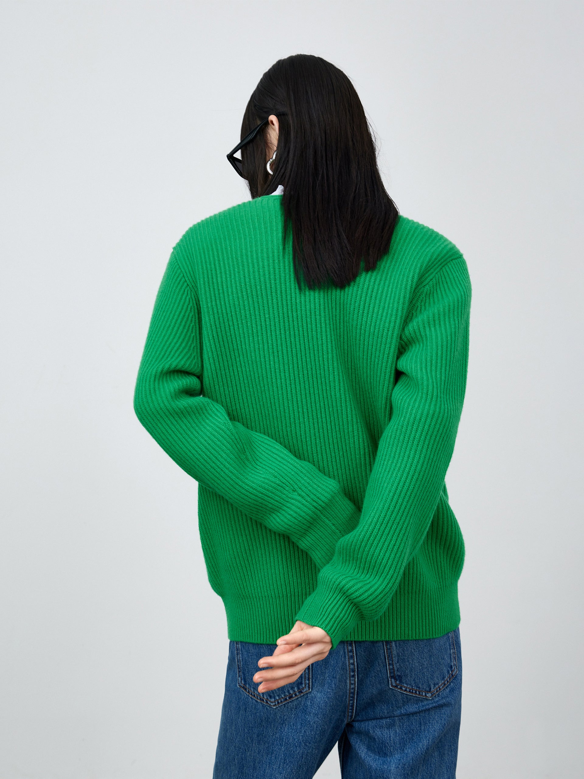 MO&Co. Women's Deep V-neck Sweater Loose Casual Fall Sweaters For Women