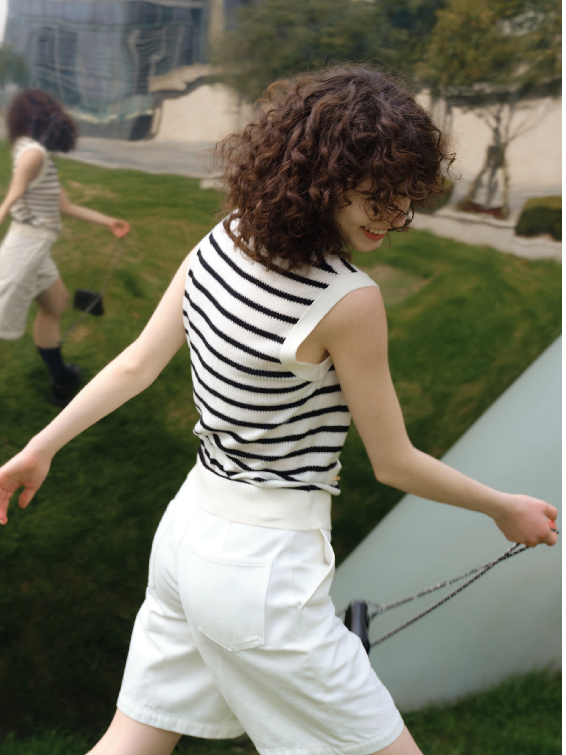 MO&Co. Women's Wool Stripe Cropped Loose Casual V Neck Knit Top For Women