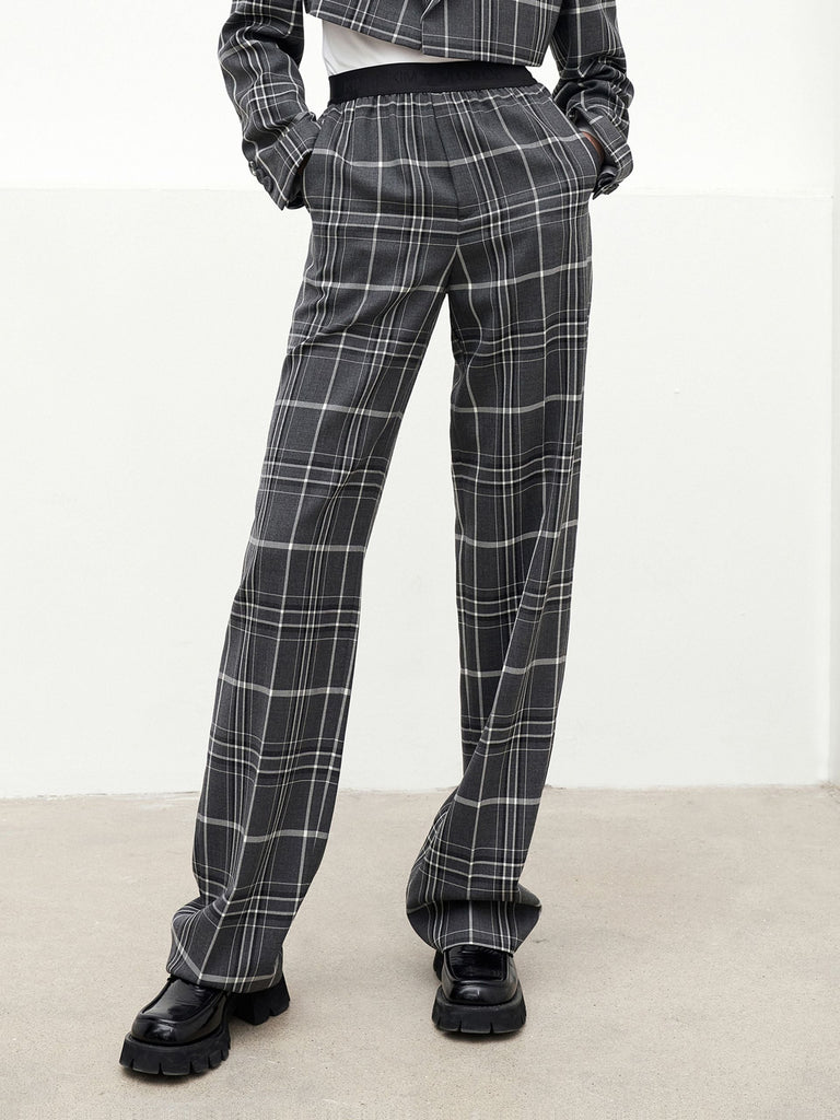 MO&Co. Women's KIMHEKIM Plaid Straight Leg Pants Casual Fitted Striped Pants