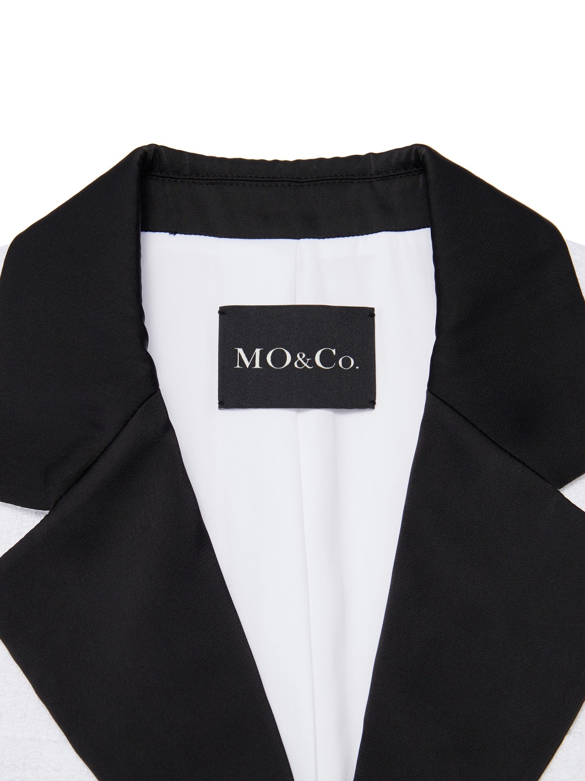 MO&Co. Women's Contrast Textured Crop Blazer Fitted Chic V Neck White Cropped Blazer