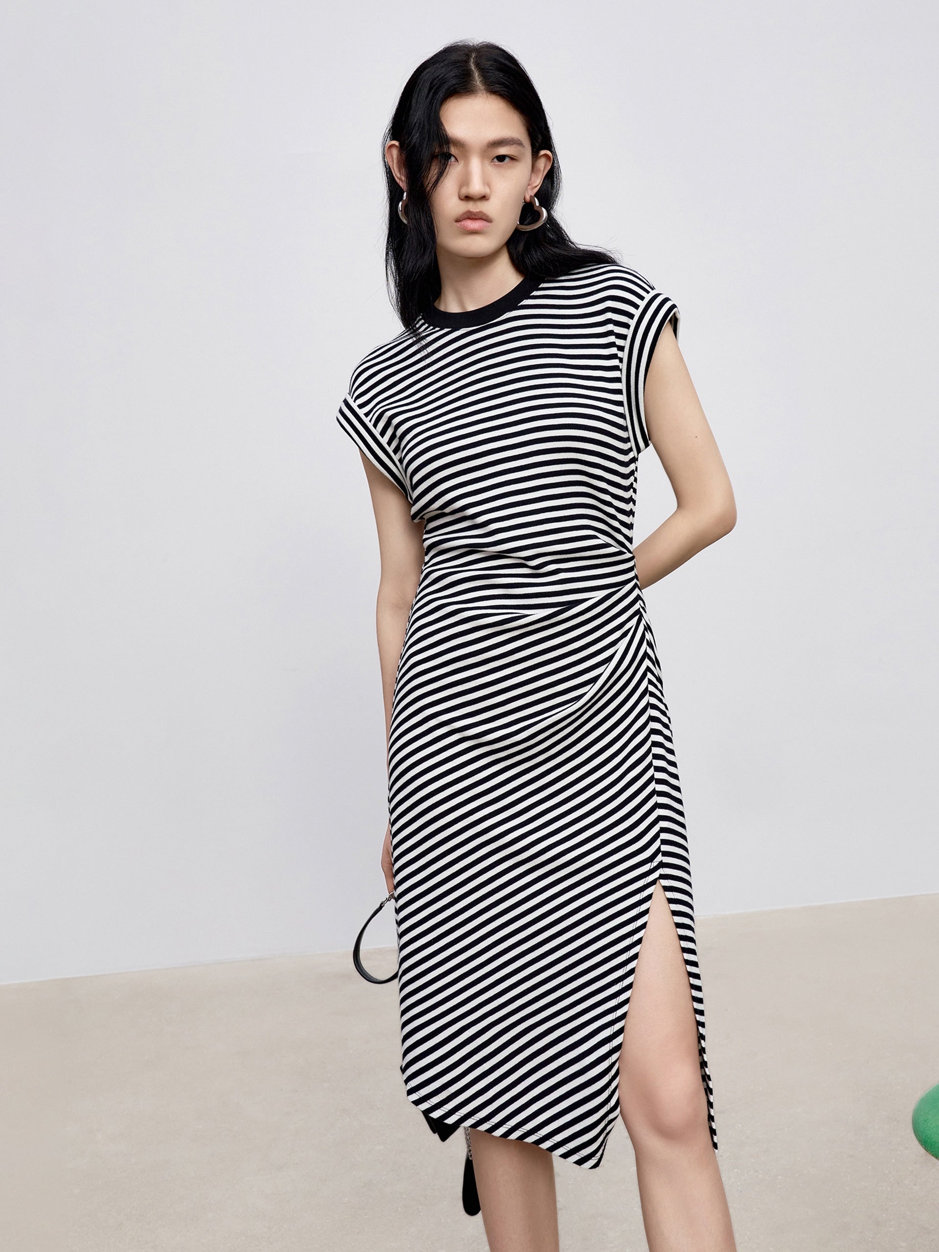 MO&Co. Women's Striped Slim Fit Slit Dress Fitted Casual stripe dress