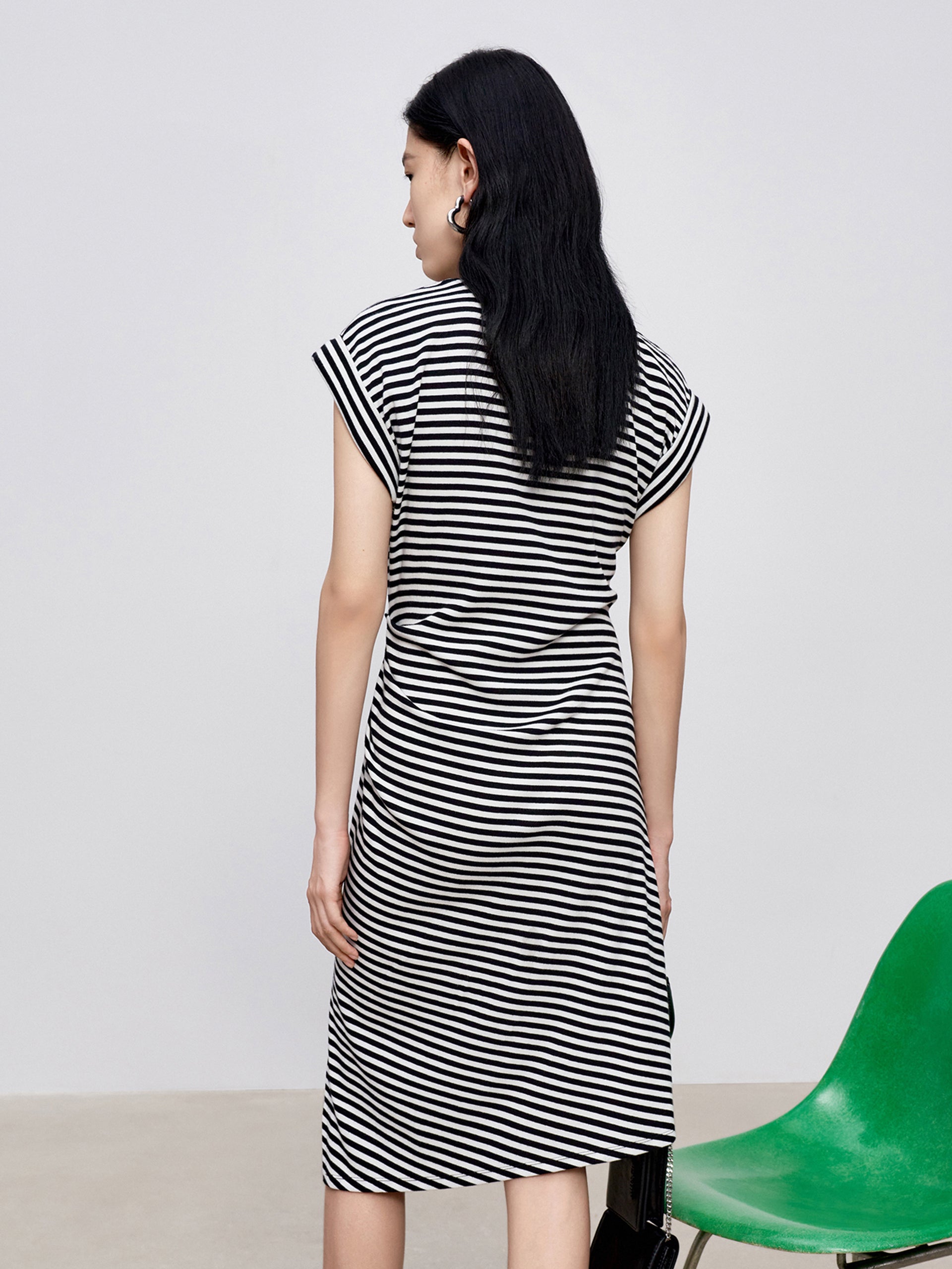 MO&Co. Women's Striped Slim Fit Slit Dress Fitted Casual stripe dress