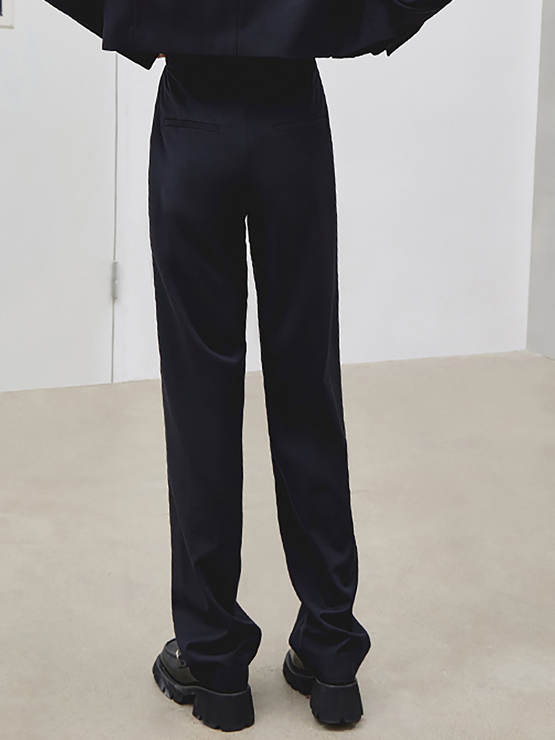 MO&Co. Women's Wool Blend Straight Pants Fitted Classic Black Trending Pants For Women