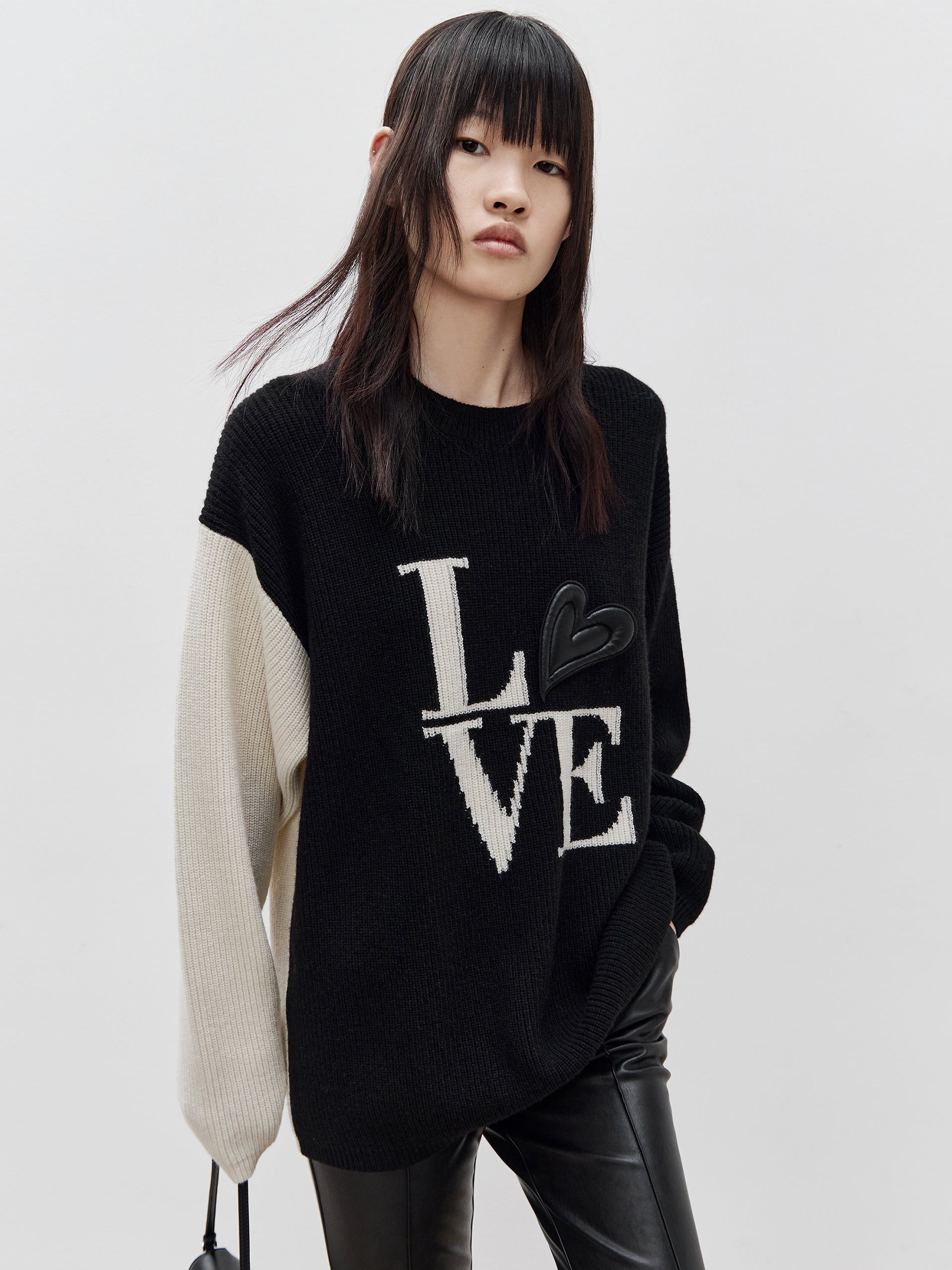 MO&Co. Women's Wool Drop Shoulder Knit Pullover Loose Causal Round Neck Ladies Sweater