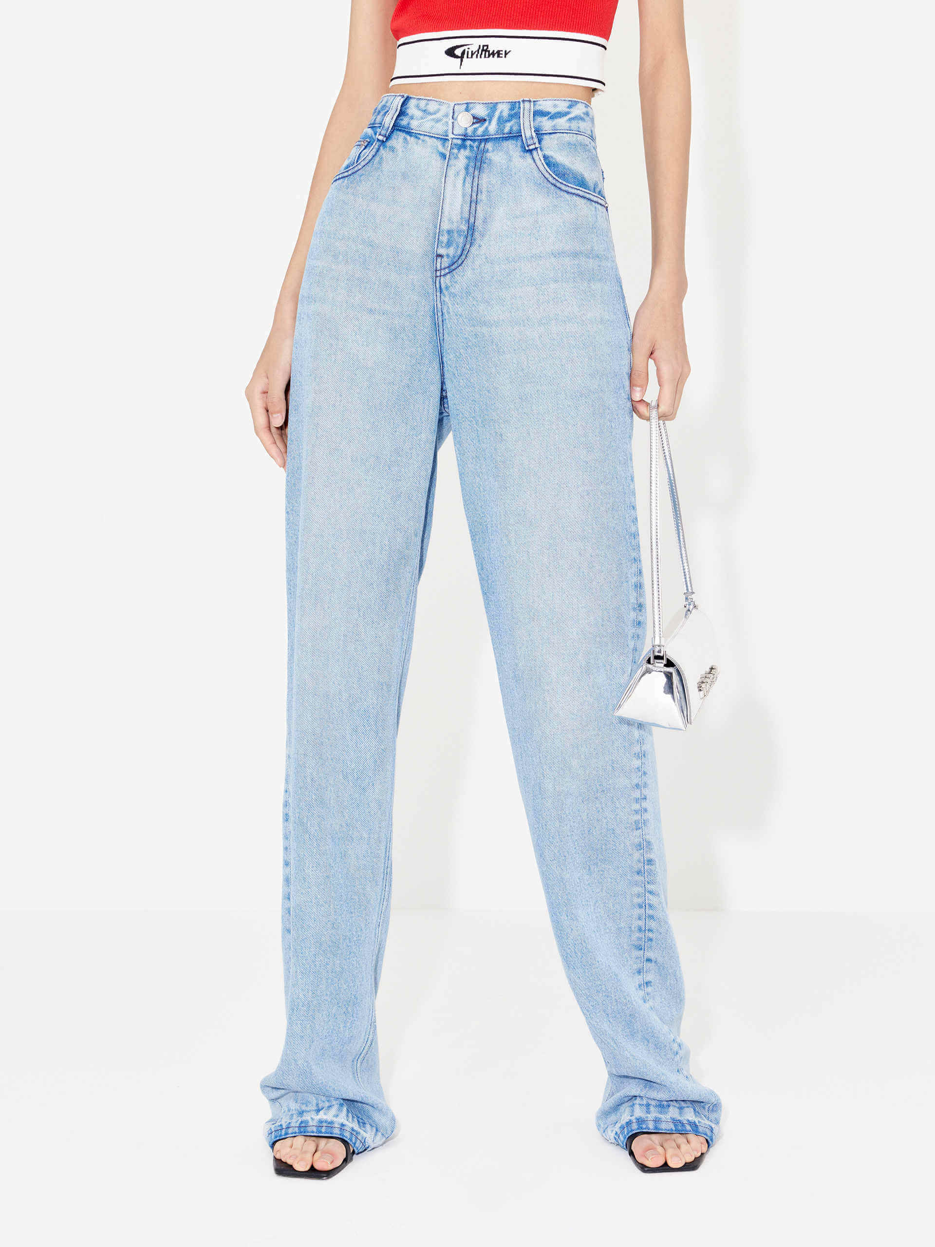 MO&Co. Women's Full Length Straight Light Blue Jeans. Craft from eco-friendly material lyocell, the jeans features high waist, light blue wash effect, wide and straight fit.