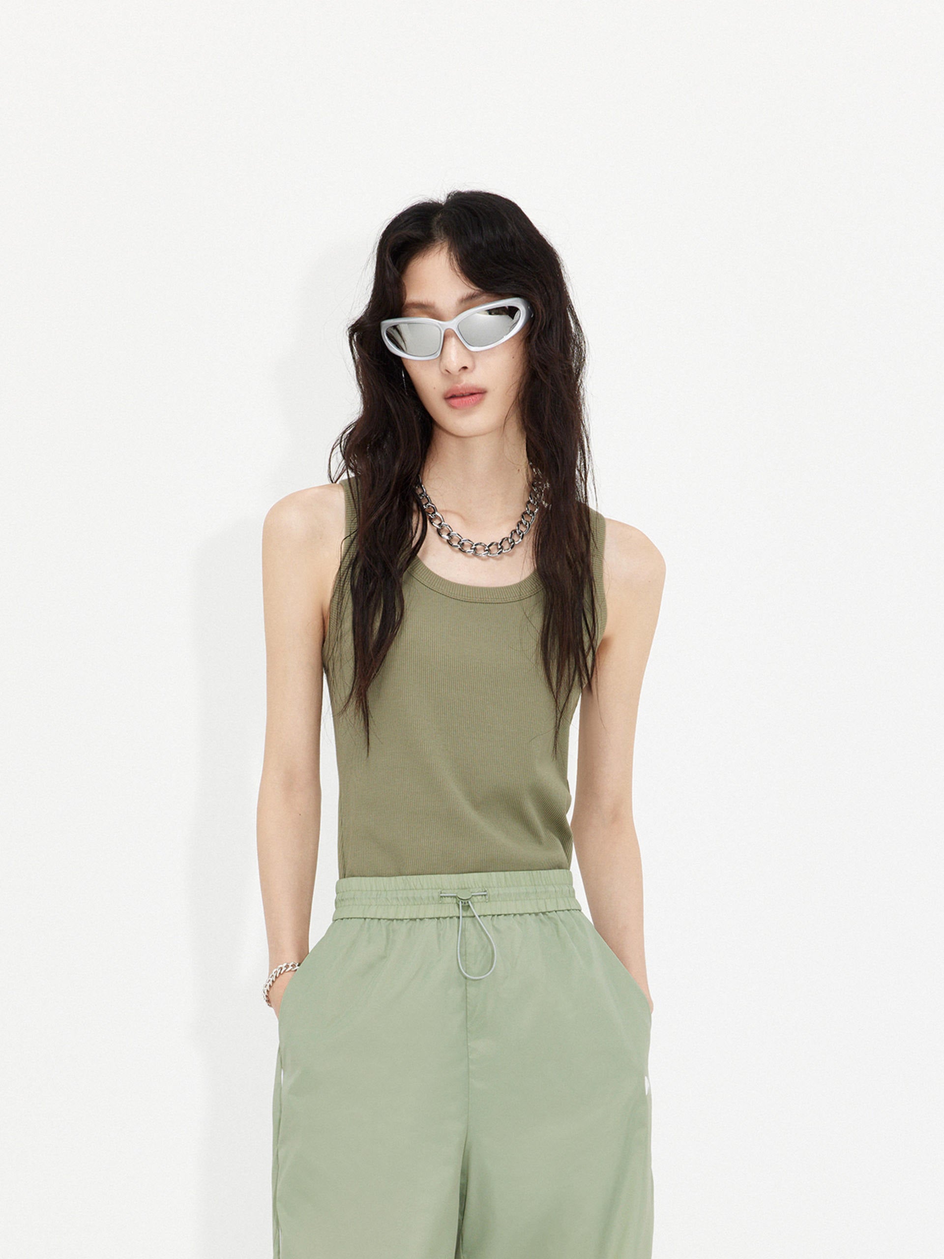 MO&Co. Women's Cutout Back Slim Fit Tank Top in Olive