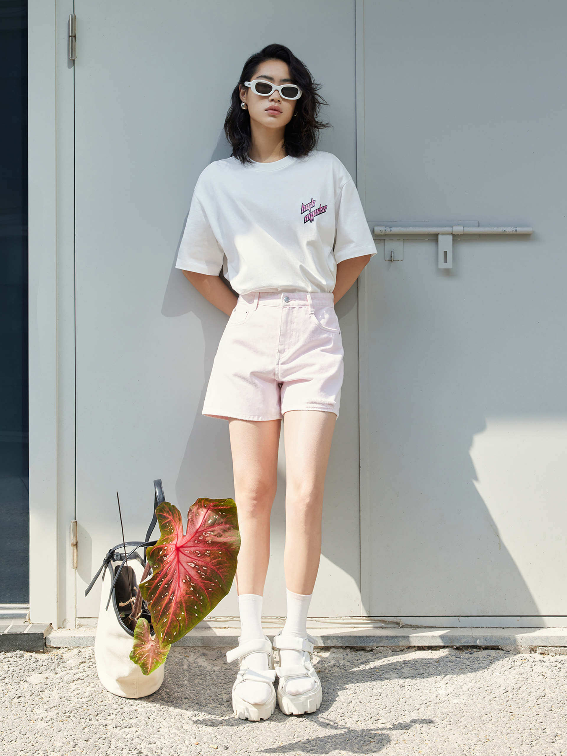 MO&Co. Women's Ripped Details Light Pink Denim Cotton Shorts