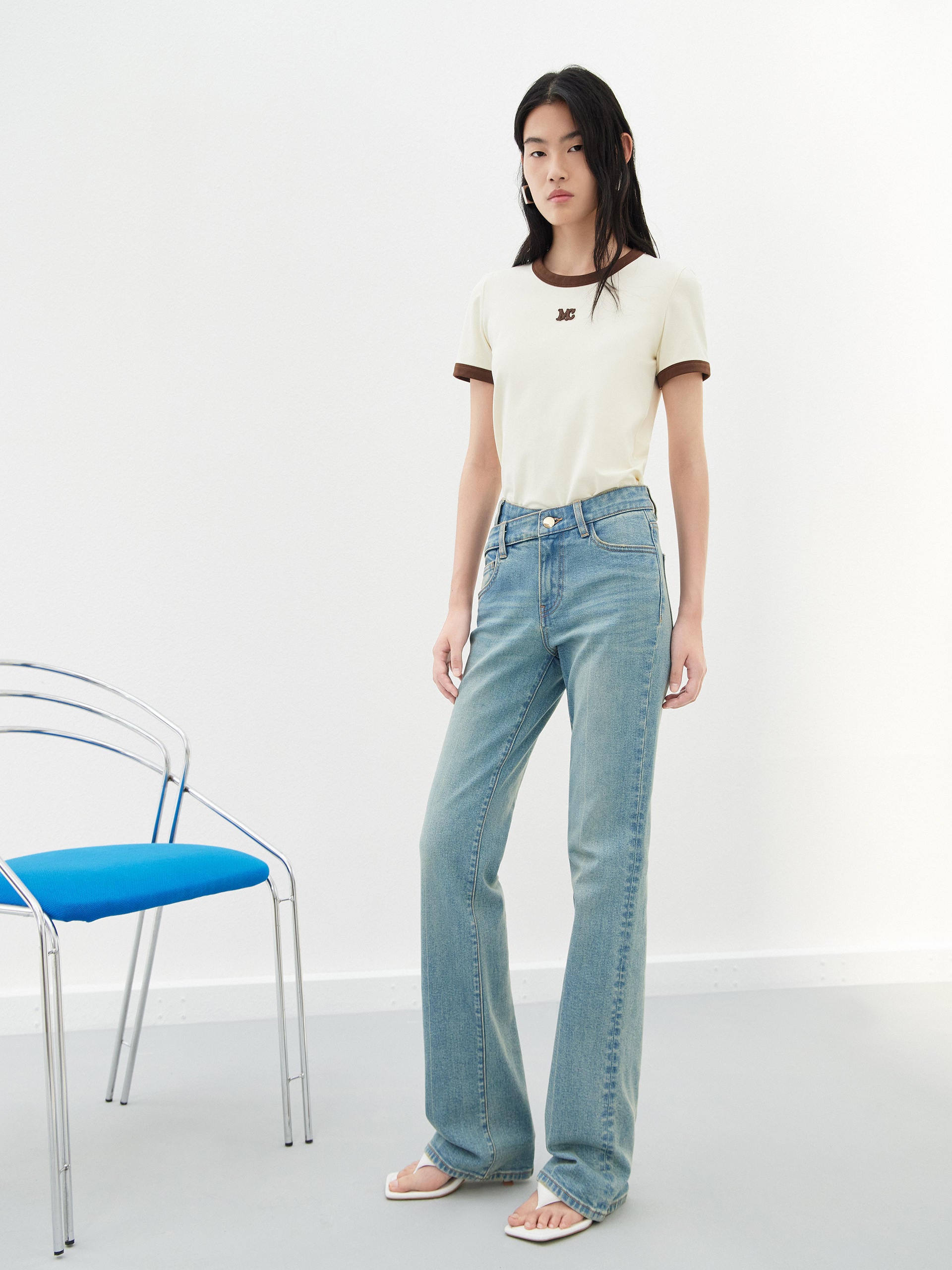 Women's Contrast Round Neck Slim Fit T-shirt in Beige