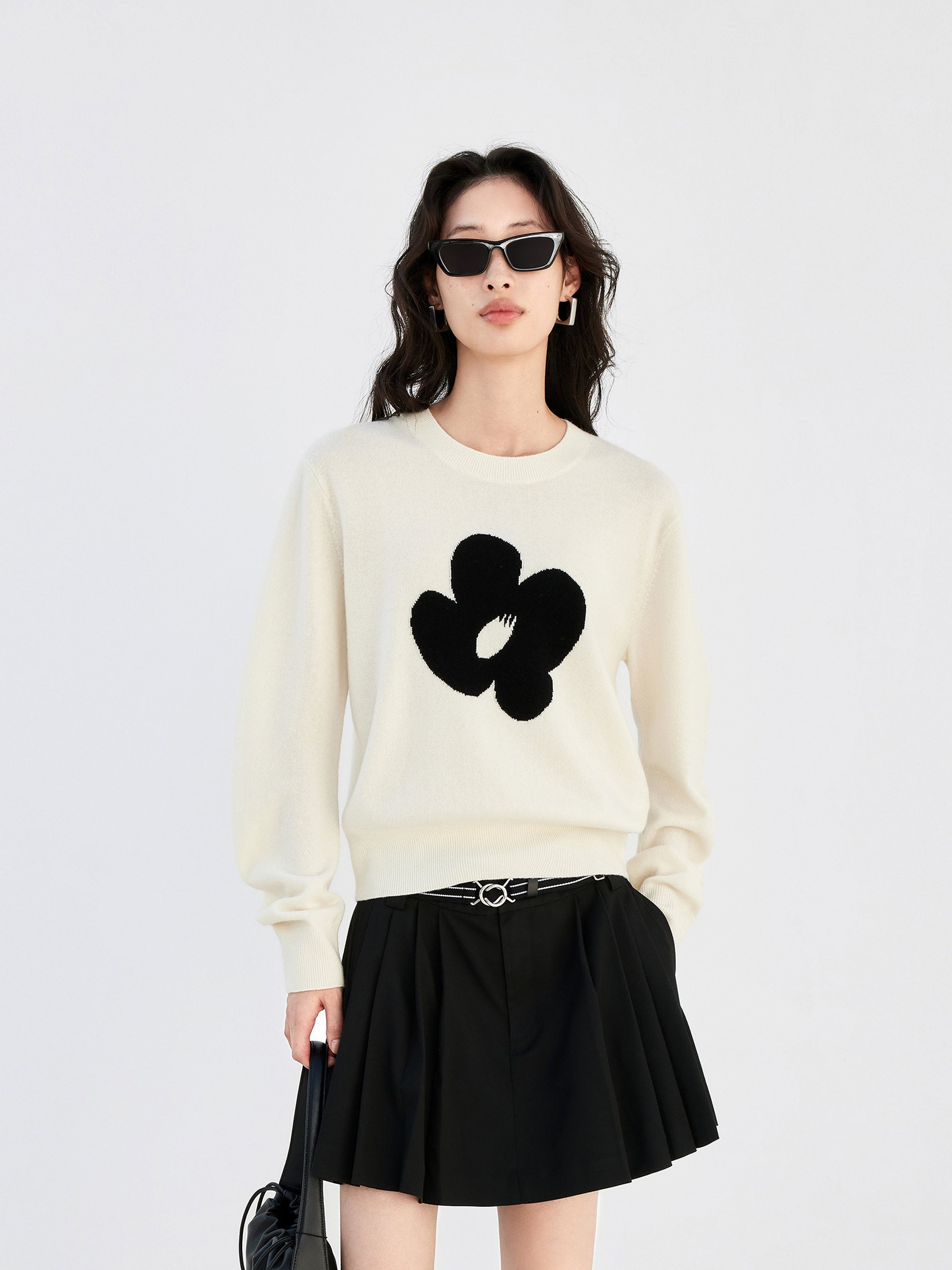 Floral Jacquard Wool Sweater Pullover in Beige