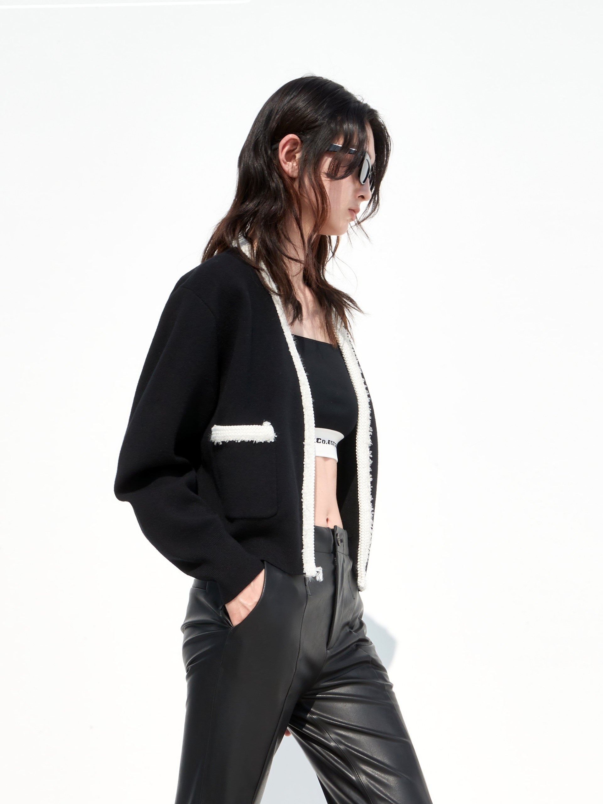 V-neck Contrast Wool Blend Cropped Knit Cardigan in Black