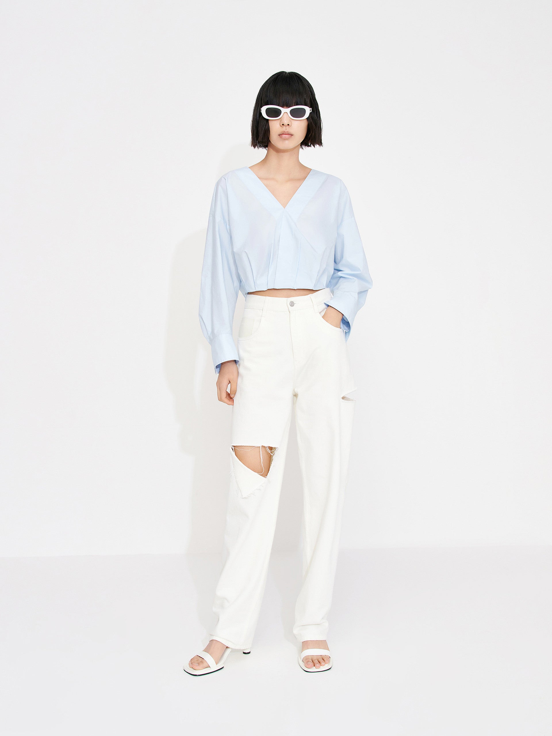 Women's Cropped V-neck Cotton Top in Light Blue