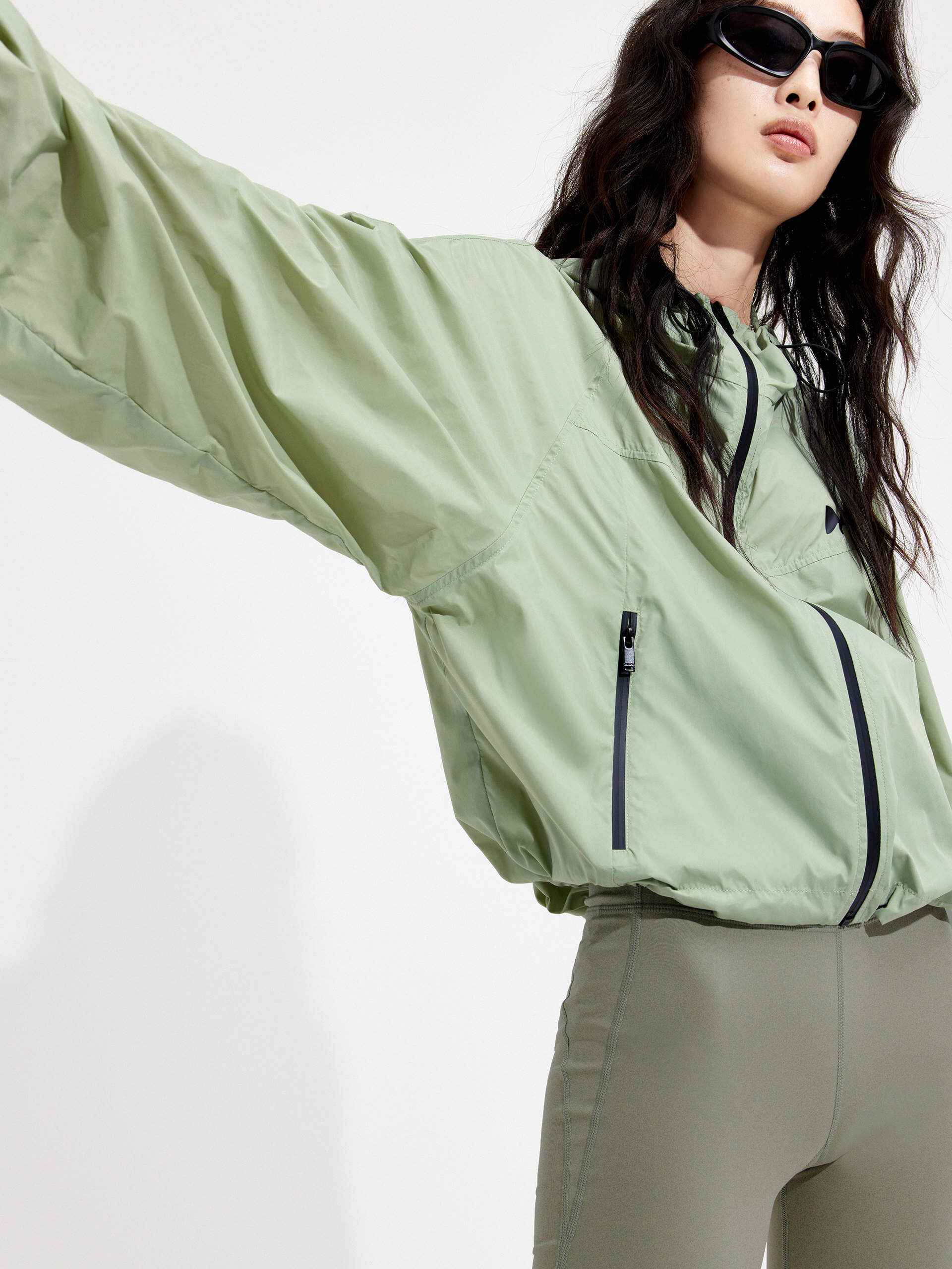 Try MO&Co.'s High Waist Sports Shorts in Olive for women! These biker shorts hug your shape, thanks to stretchy material that moves with you. Plus, they feature a high rise with an elasticized waistband.