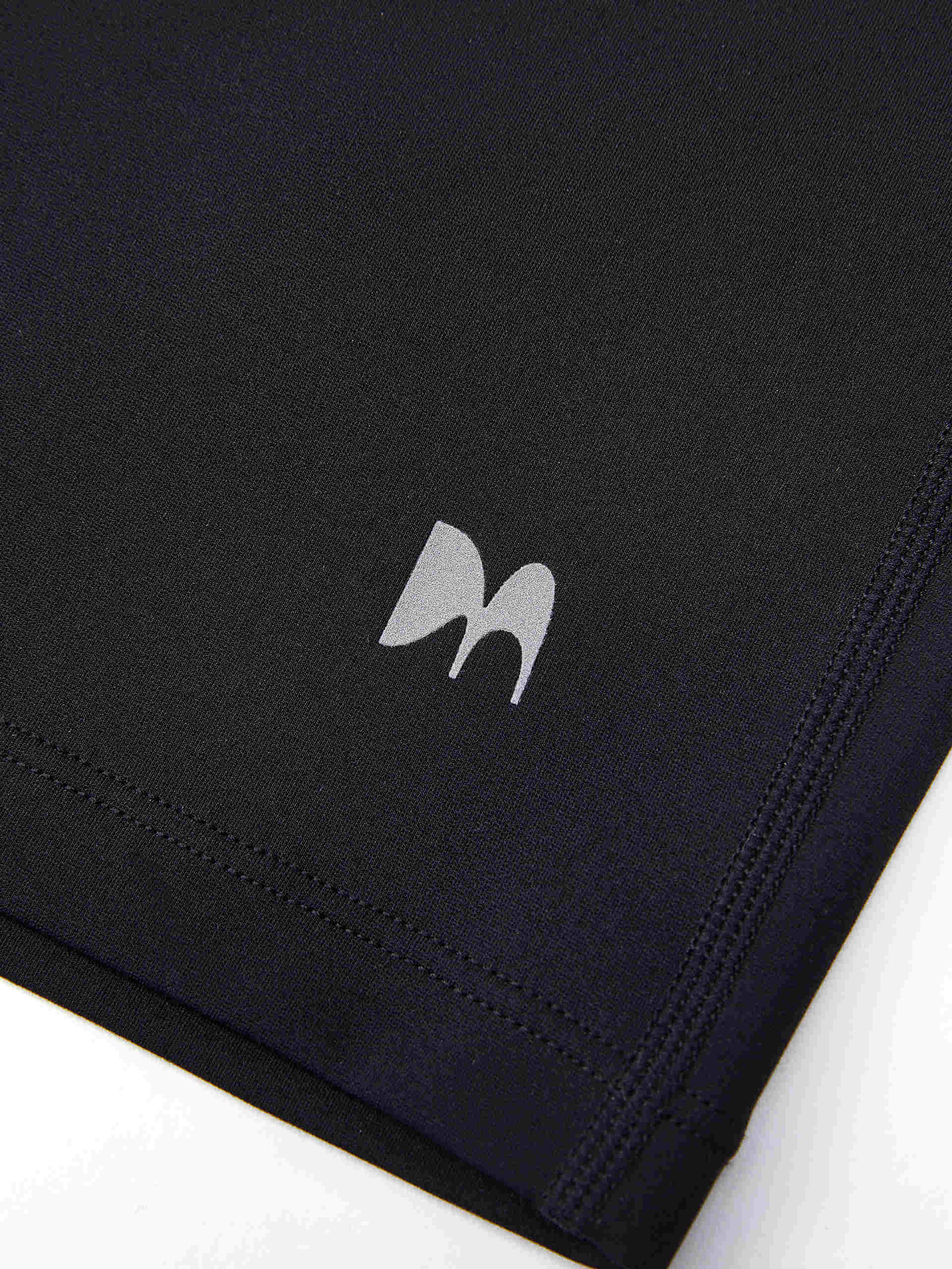 Try MO&Co.'s High Waist Sports Shorts in Black for women! These biker shorts hug your shape, thanks to stretchy material that moves with you. Plus, they feature a high rise with an elasticized waistband.