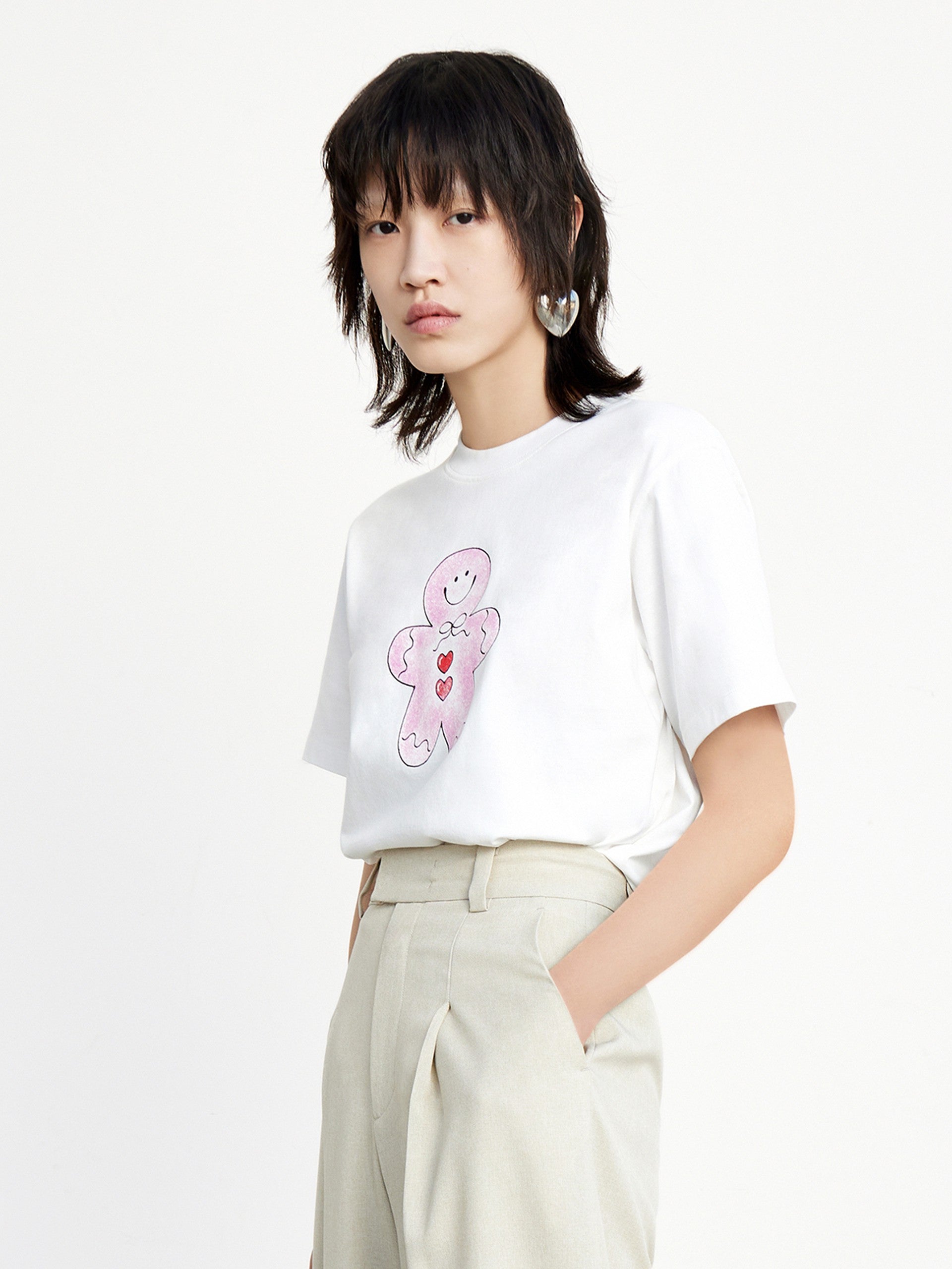 MO&Co. Women's Cartoon Print Cotton T-shirt Loose Casual Round Neck