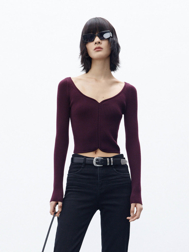 MO&Co. Women's Sweetheart Neck Long Sleeve Slim Ribbed Knit Top Crop in Burgundy