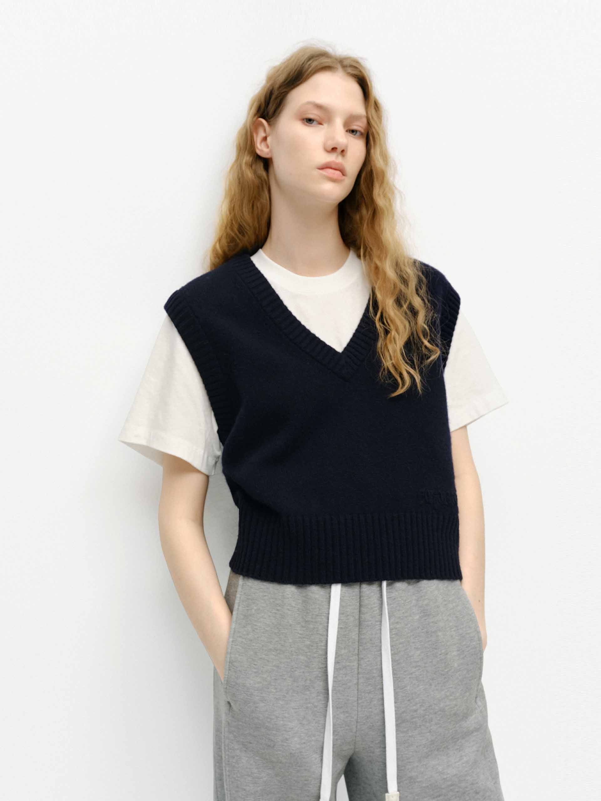 MO&Co. V-Neck Knit Vest - Luxury Wool Cashmere Blend