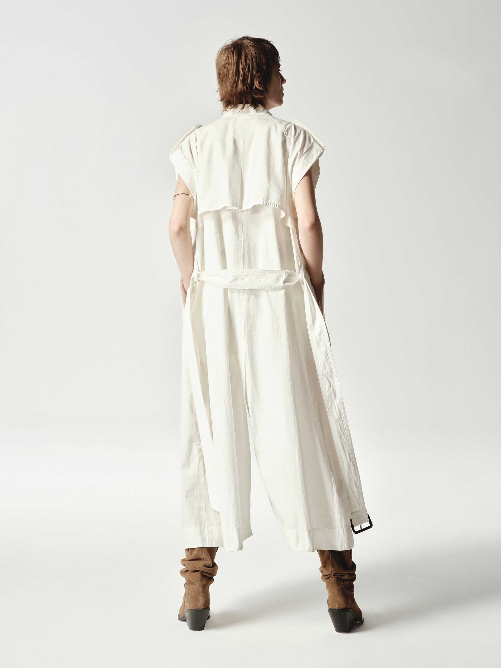 MO&Co. Women's Sleeveless Back Slit Trench Coat