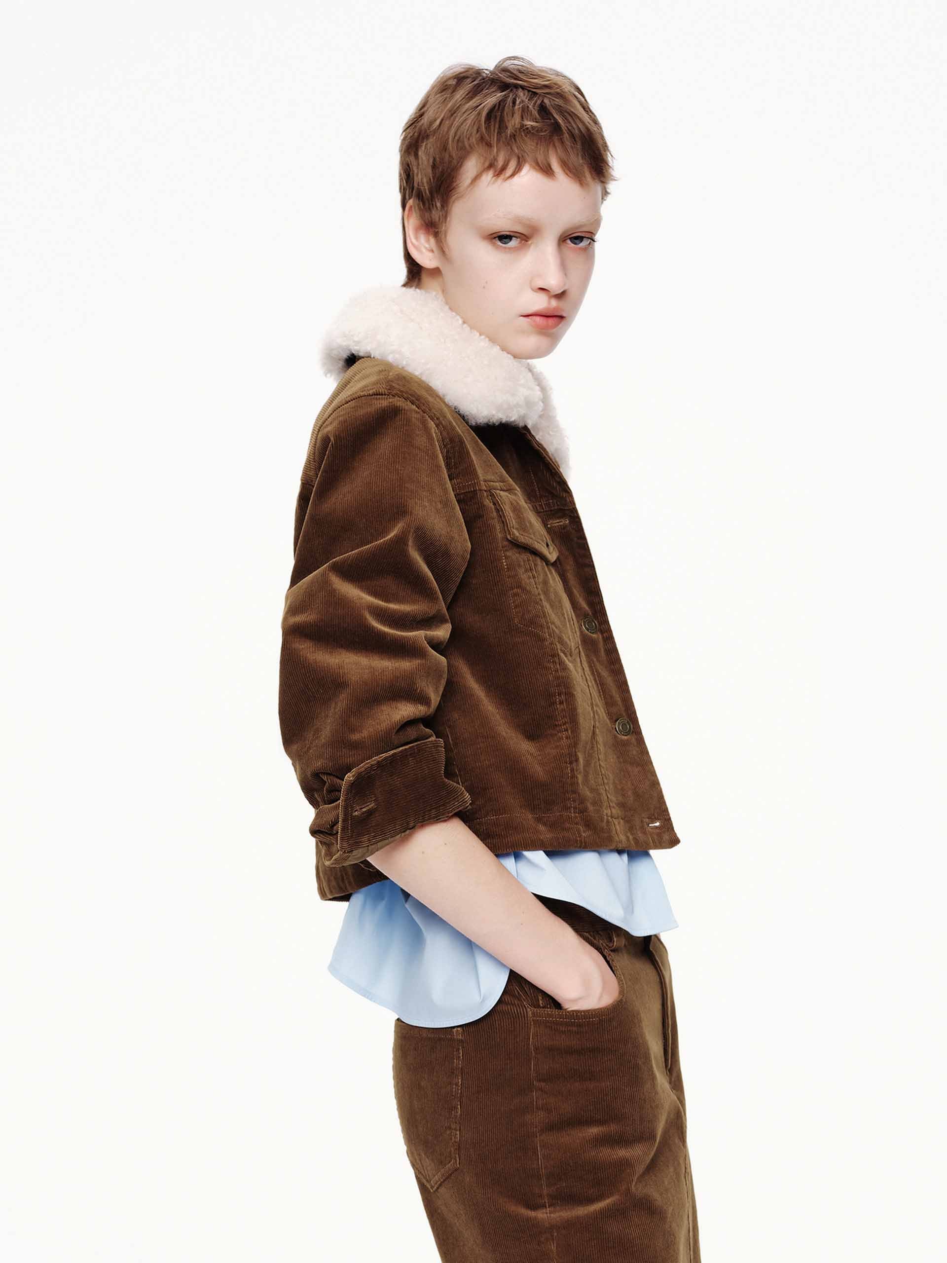 MO&Co. Women's Fur Collar Corduroy Jacket