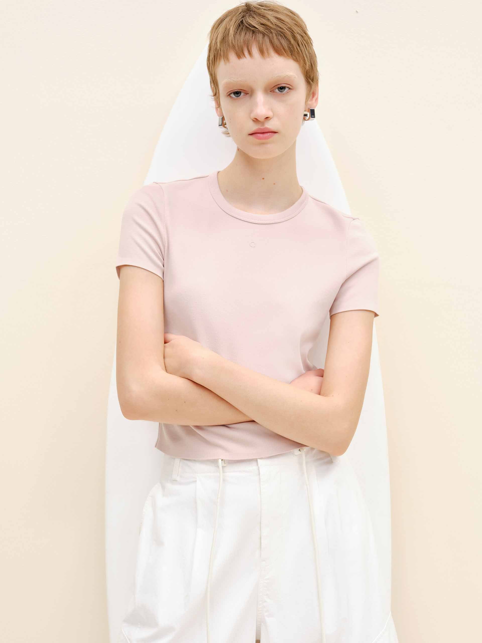 【Moco 】MEDI LLICA WHT NS TEE MO&Co. Women's Cotton Blend Slim T-shirt