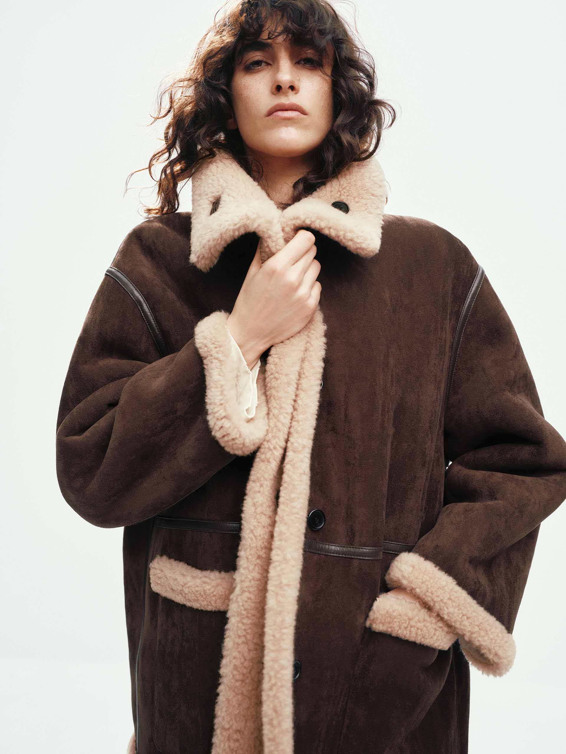MO&Co. Women's Faux Suede Fur Lining Coat