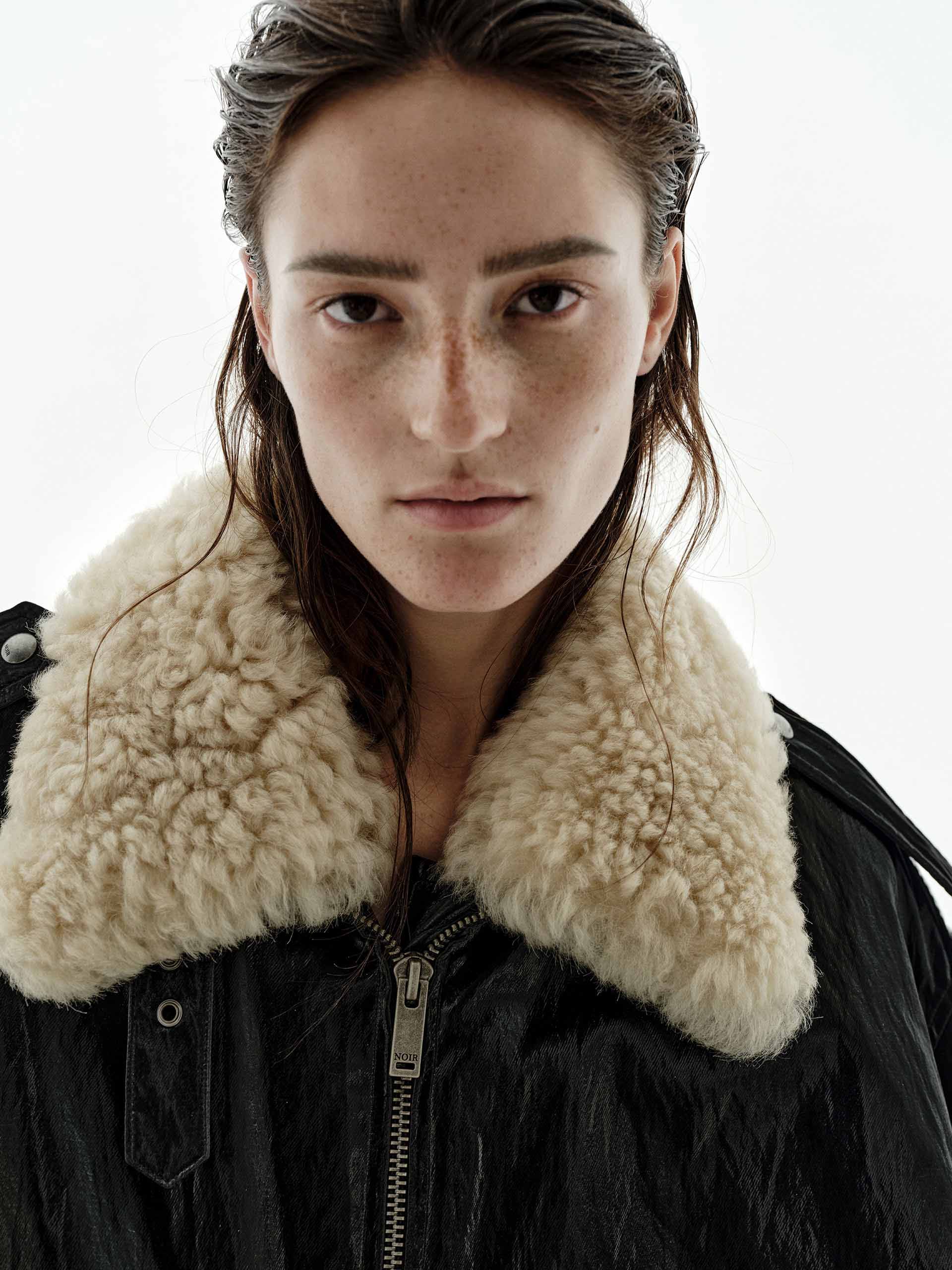 MO&Co. Women's Fur Collar Faux Leather Down Jacket in Black