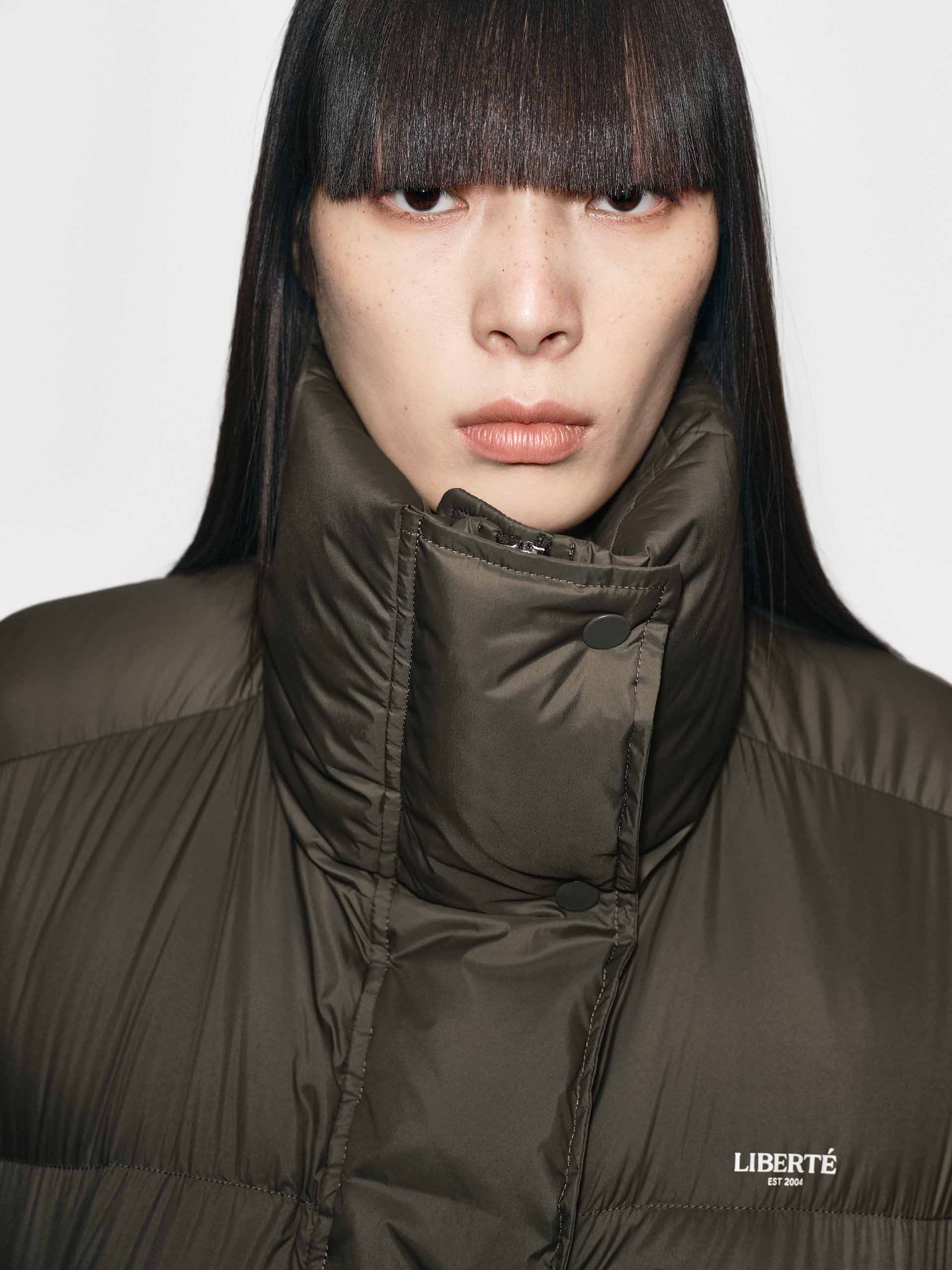 MO&Co. Women's Puffy Goose Down Jacket