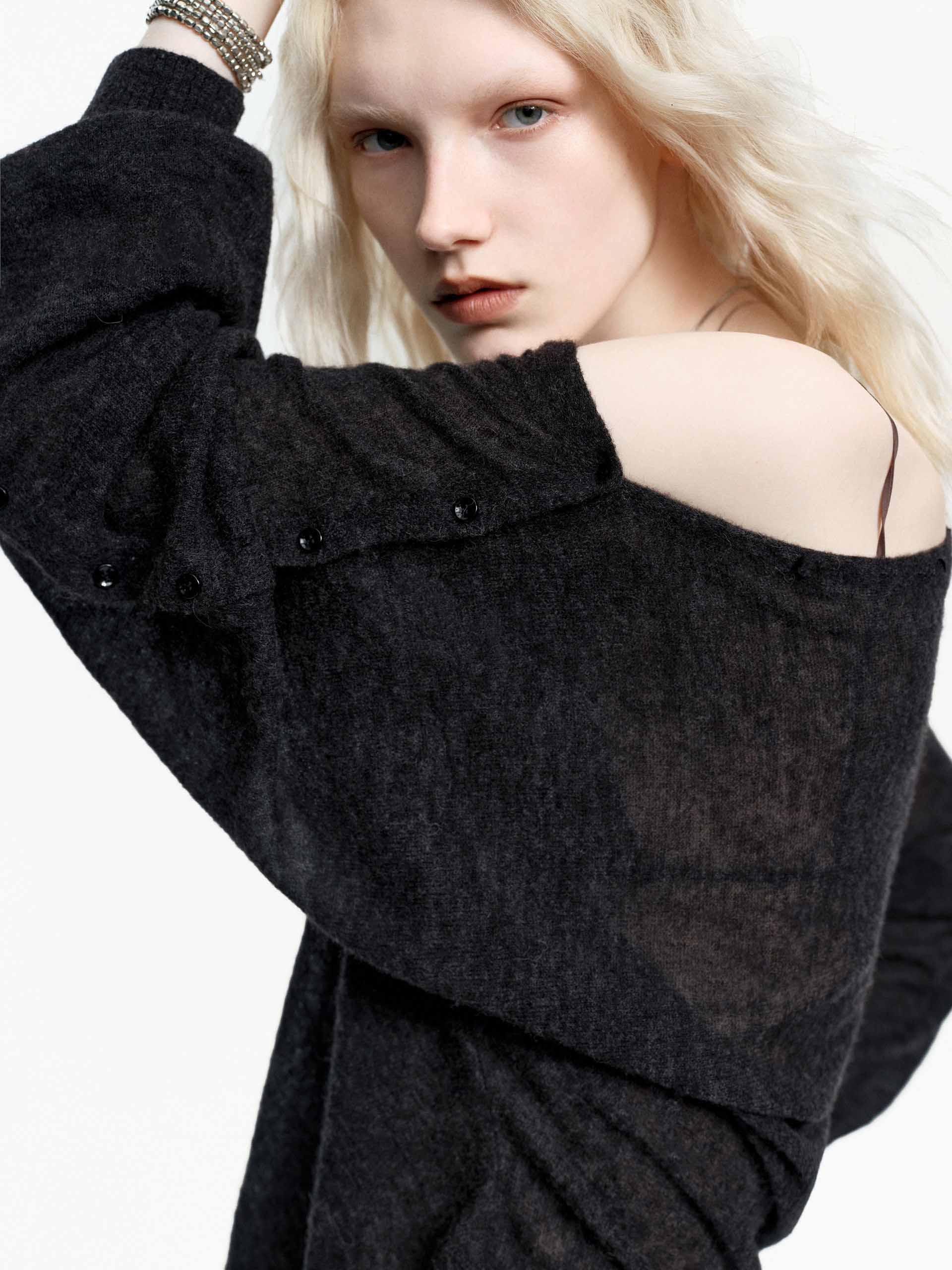 トップス mocomoc MO&Co. Women's Include Alpaca Off Shoulder Top