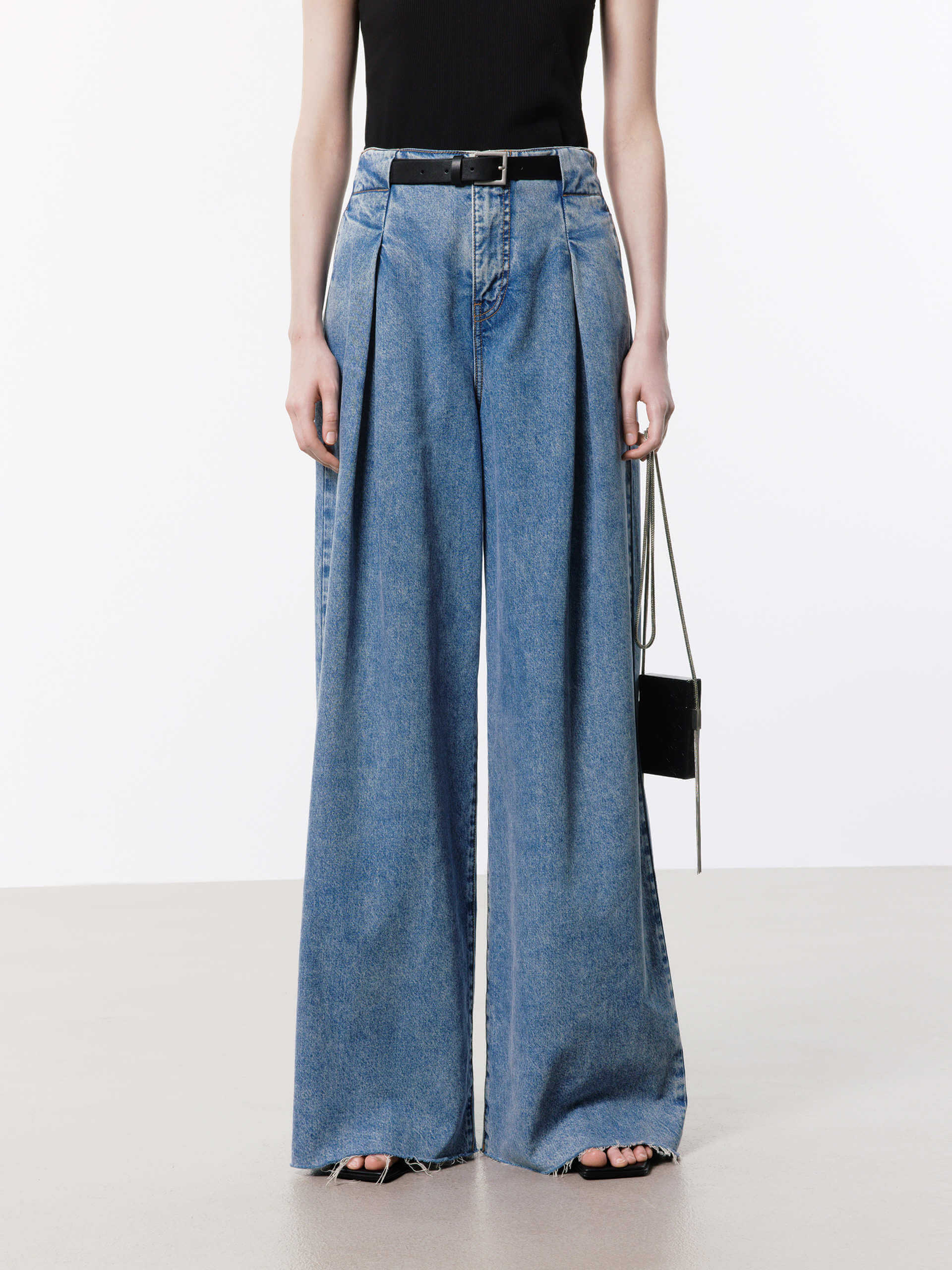 MO&Co. Women's Pleated Wide Leg Jeans in Blue with Belt Details