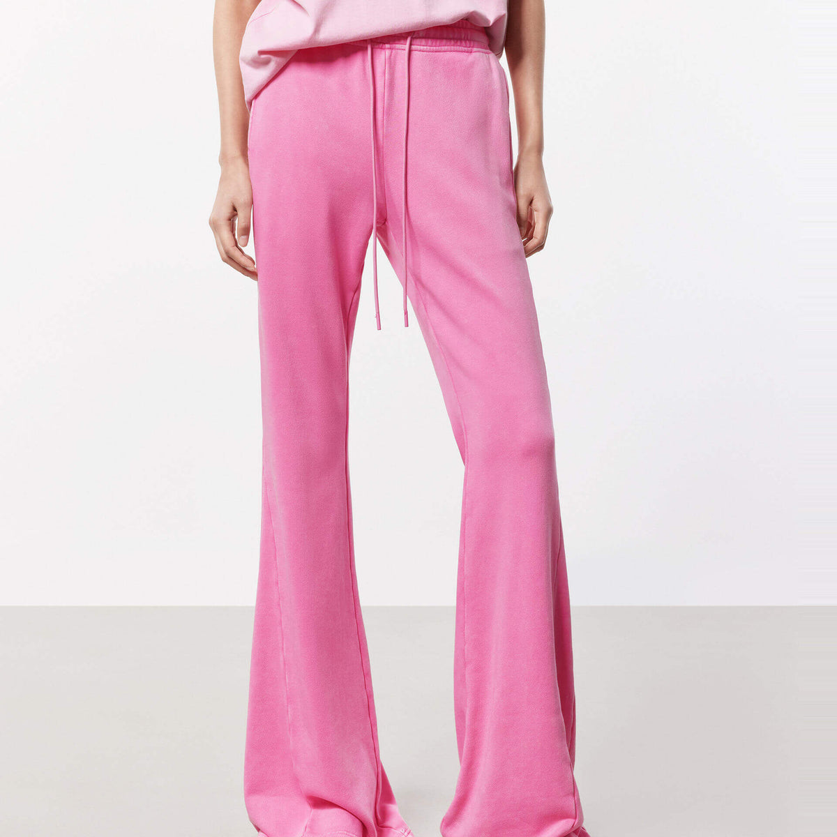 MO&Co. Women's Drawstring Waist Flared Pants