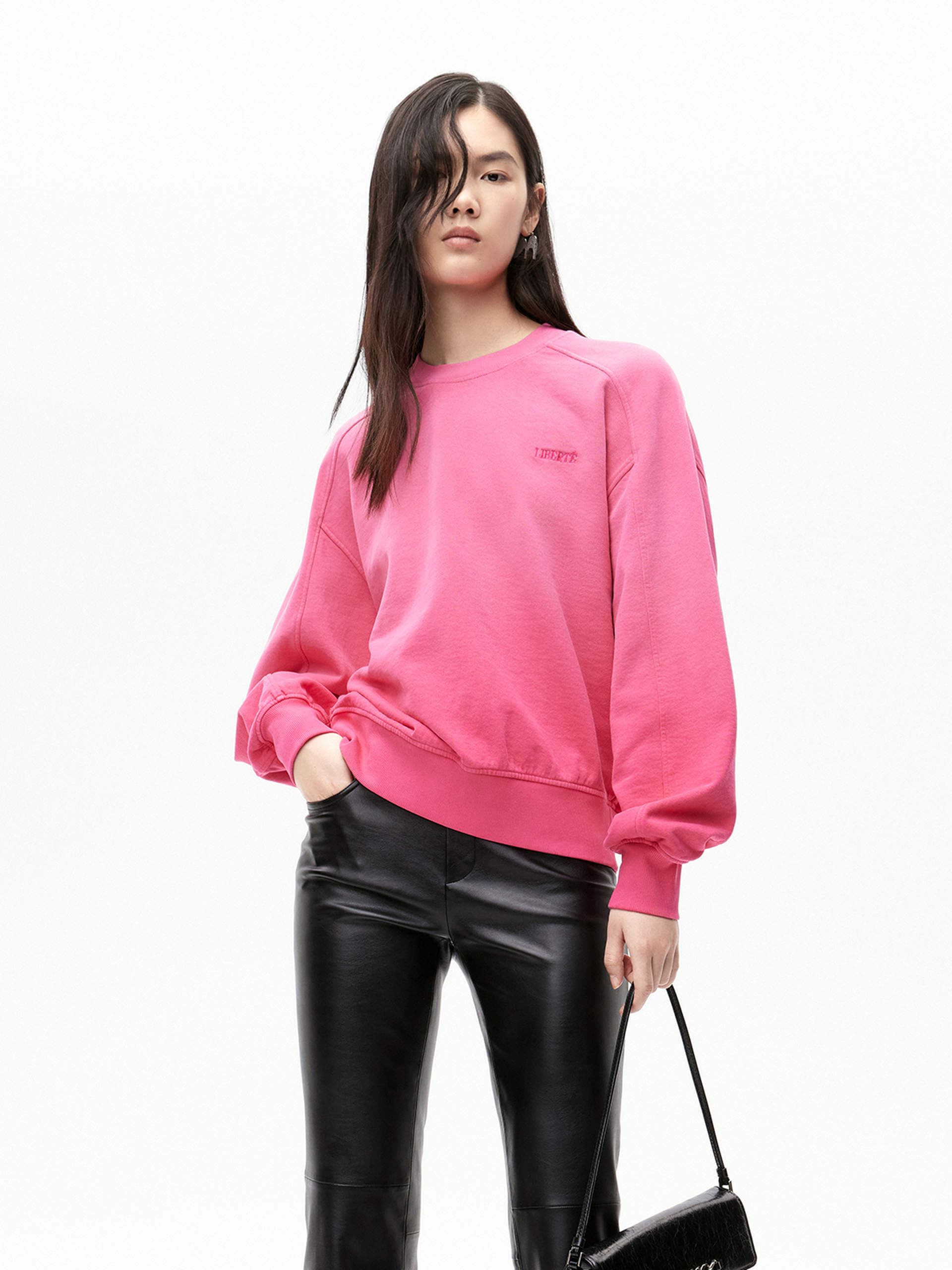 MO&Co. Women's Cotton Retro Crewneck Dip Dye Sweatshirt in Pink